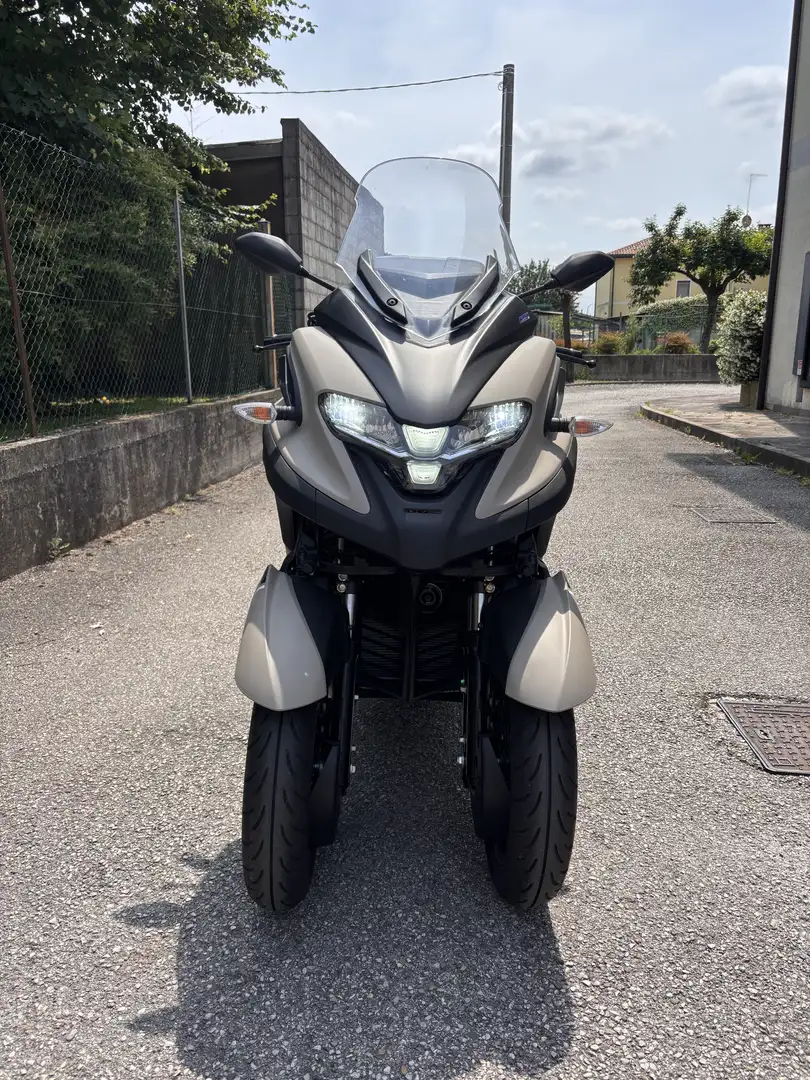 Yamaha TriCity 300 Beige - 1