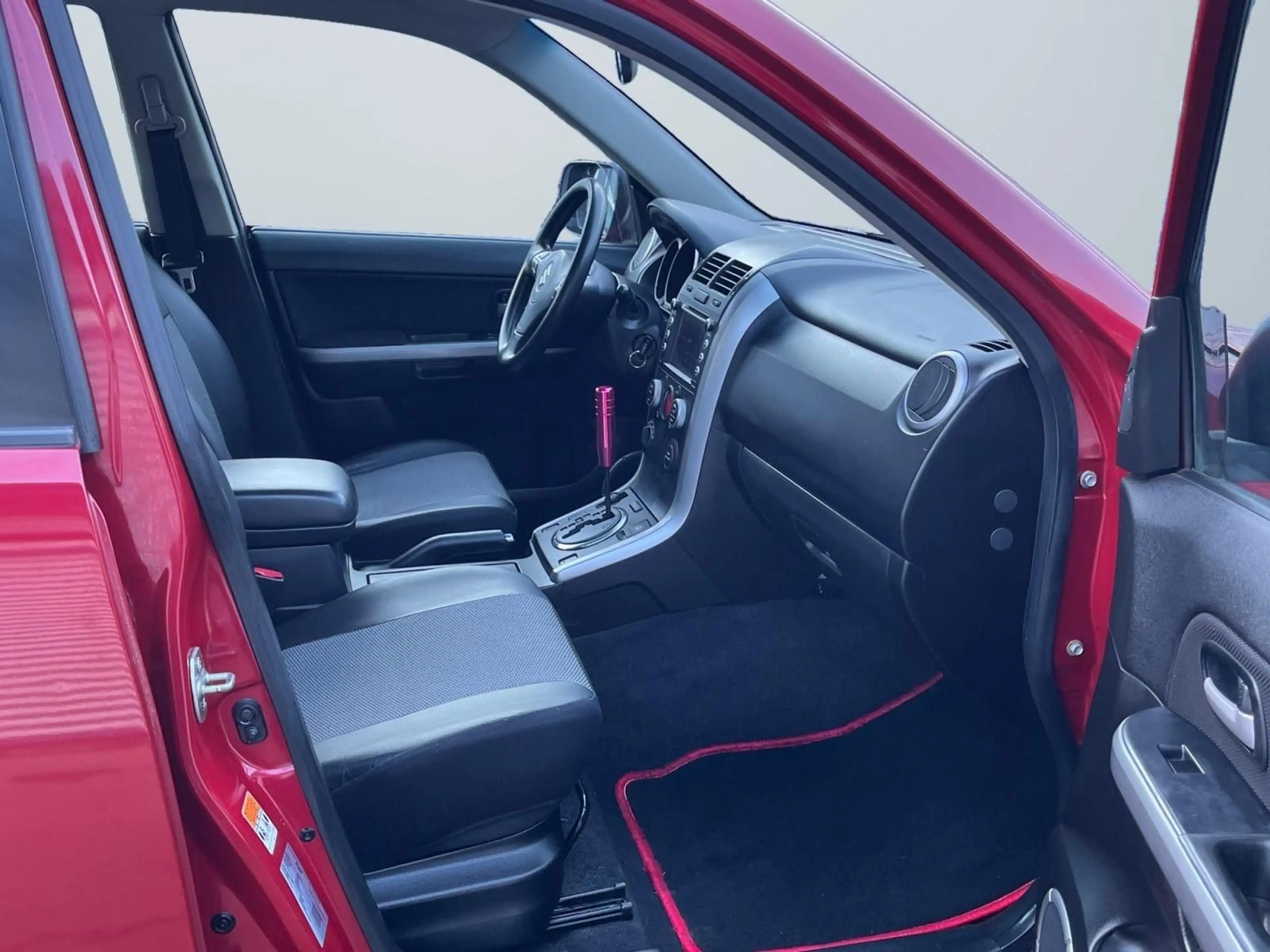 Suzuki Grand Vitara 2.4/AUTOMATIK/4X4/AHK/LPG/NAVI/KAME — photo 11