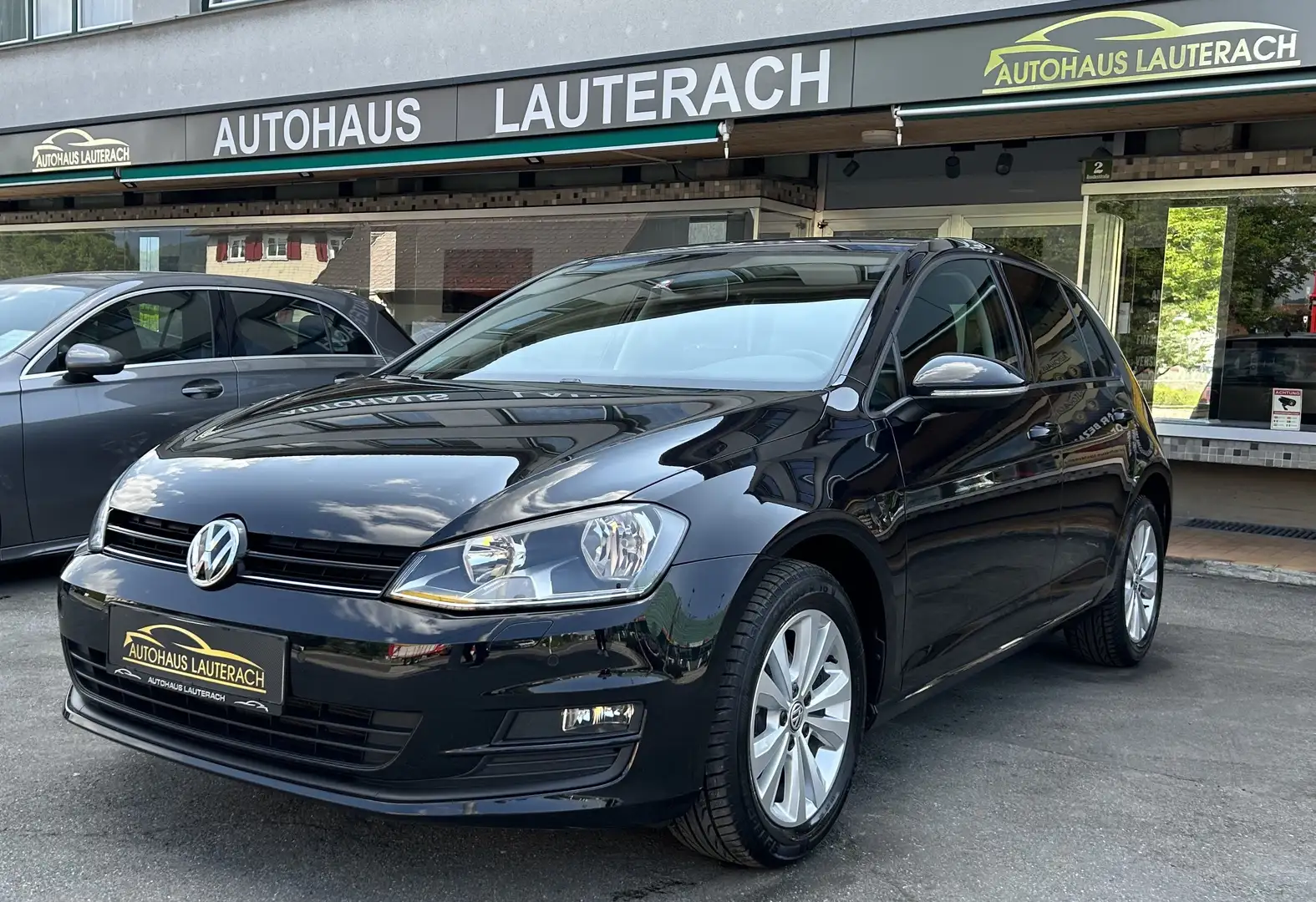 Volkswagen Golf Comfortline 1,2 TSI DSG *59.950 KM *SPORTSITZ *PDC Negro - 1