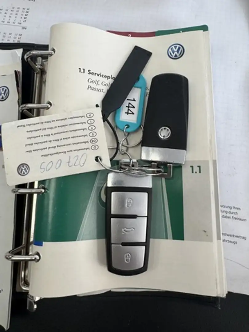 Volkswagen Passat 2.0 TDI DSG DPF Comfortline Variant Grau - 2