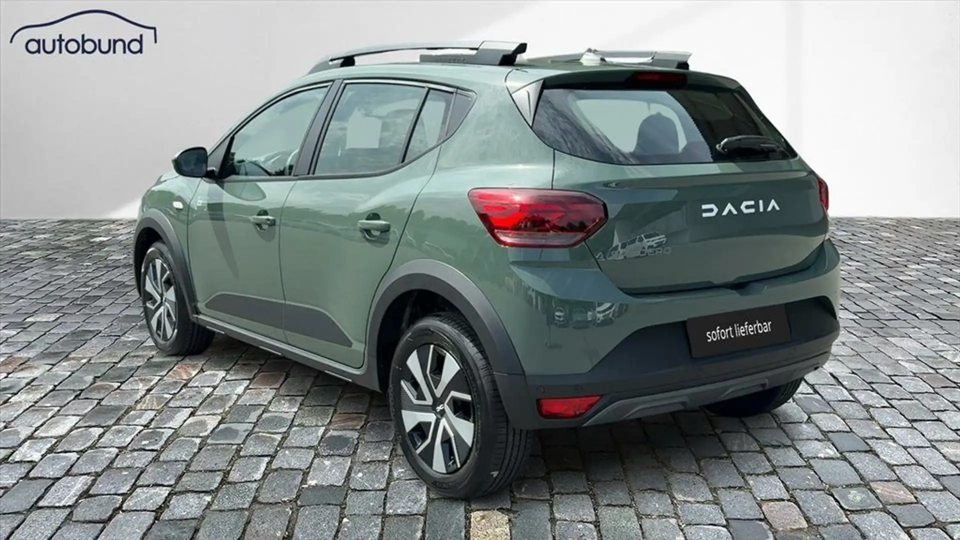 Dacia Sandero III Stepway 1,0 TCe 90 CVT Expression Vert - 2