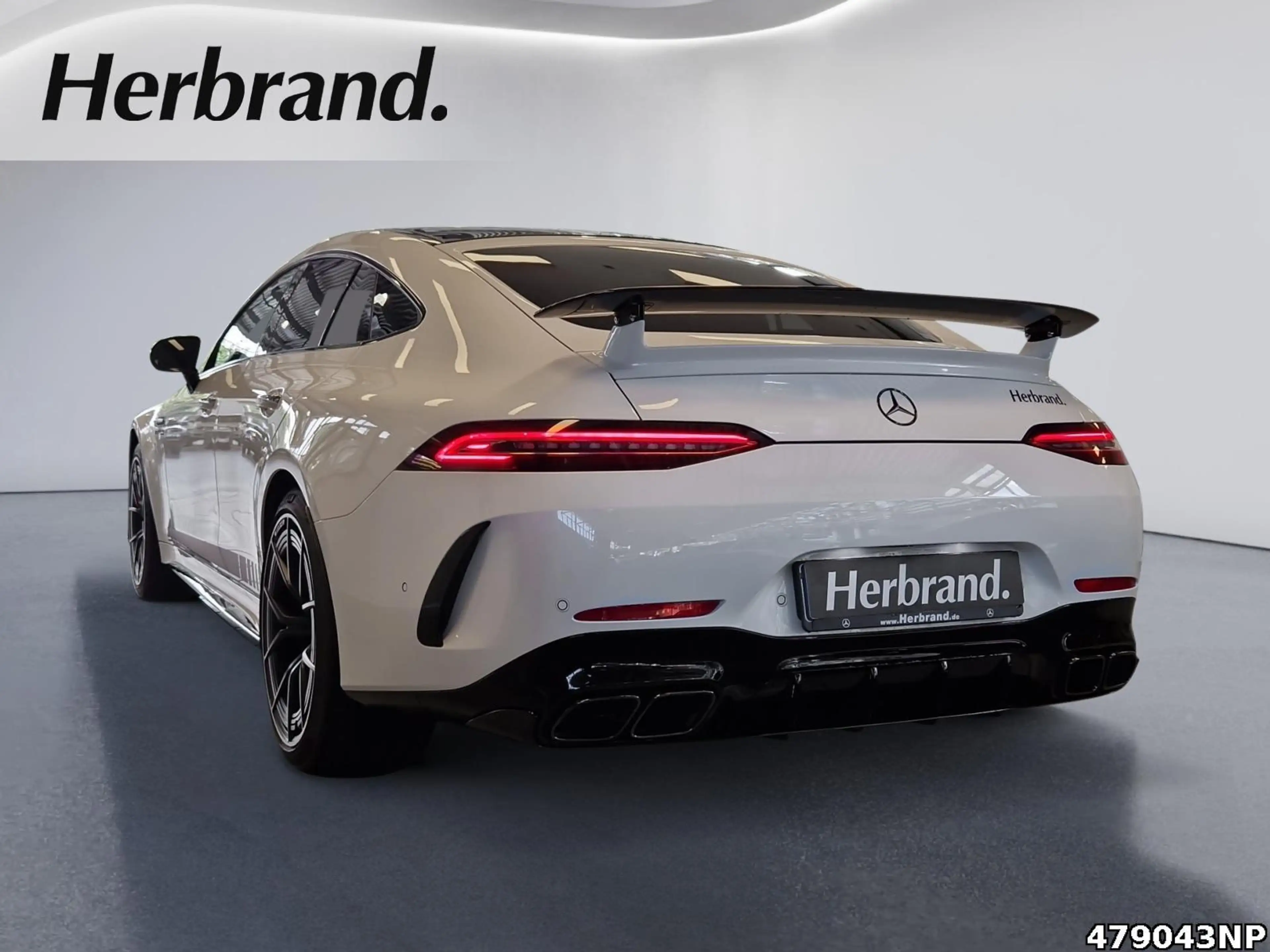 Mercedes-Benz AMG GT 63 S 4MATIC+ +PERFOM. SITZE+KERAMIK+PANO+ — photo 4