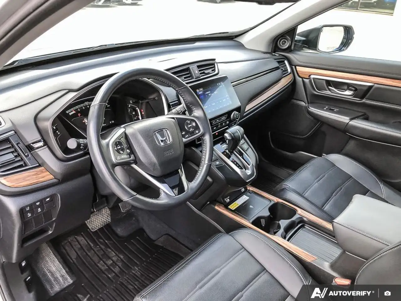 Honda CR-V снимка Honda CR-V