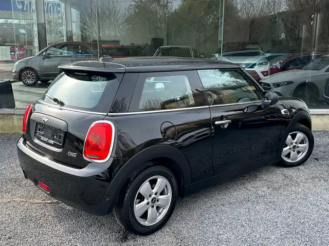 Mini One view 3
