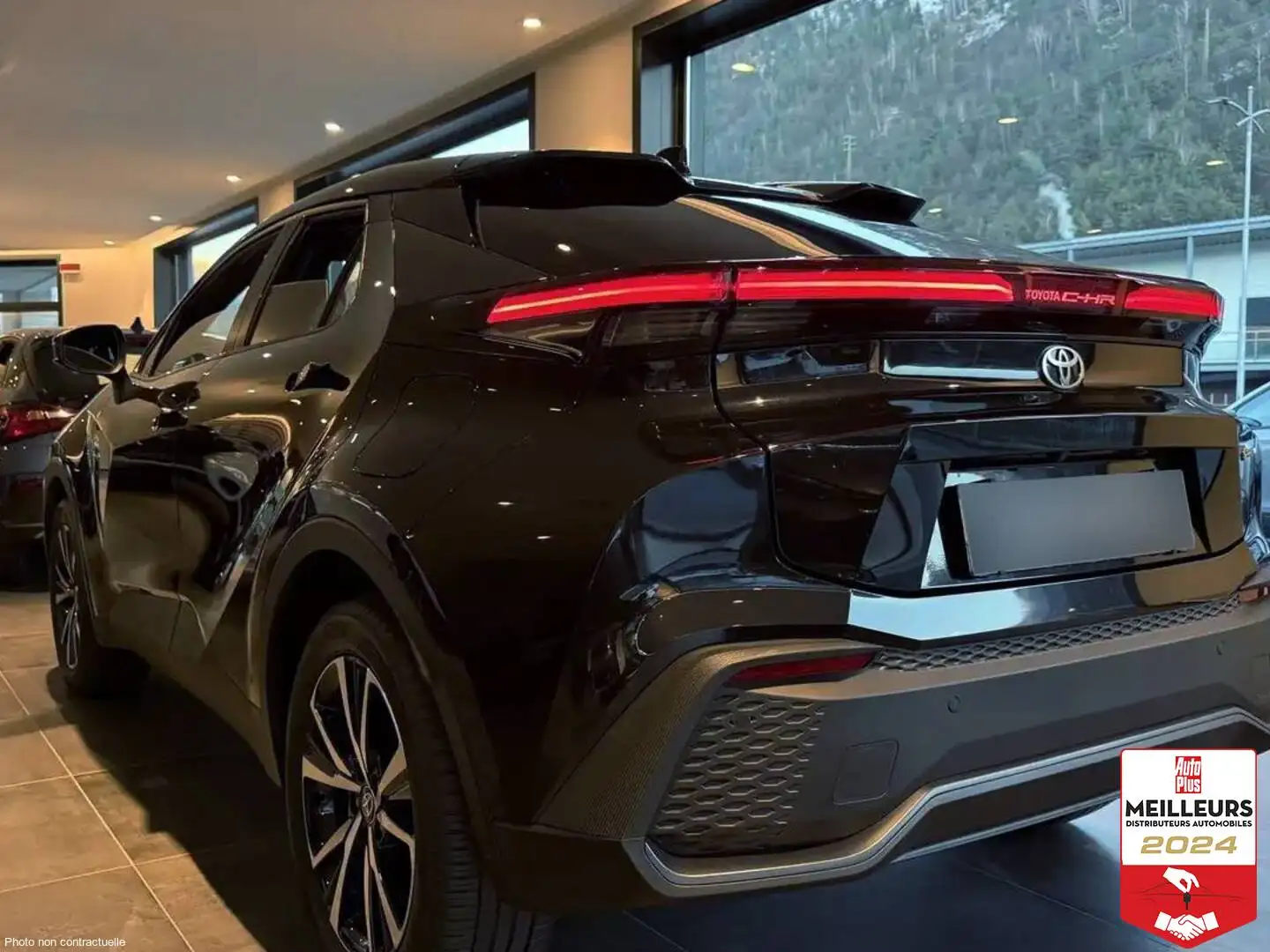 Toyota C-HR Hybride Rechargeable 225 Design Noir - 2