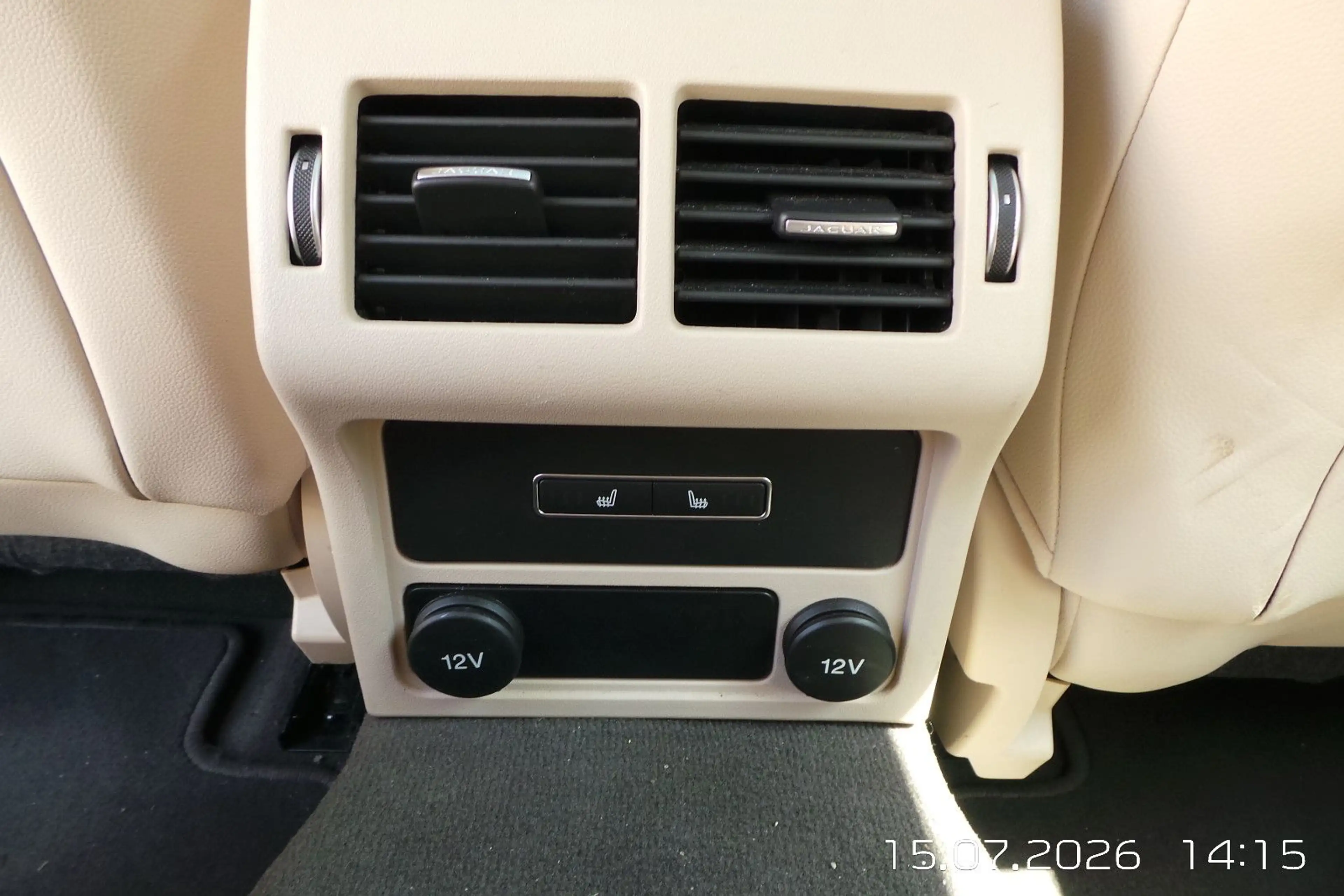 Jaguar XF Portfolio AWD 35t PANO,LED,LEDER,CAM — photo 36