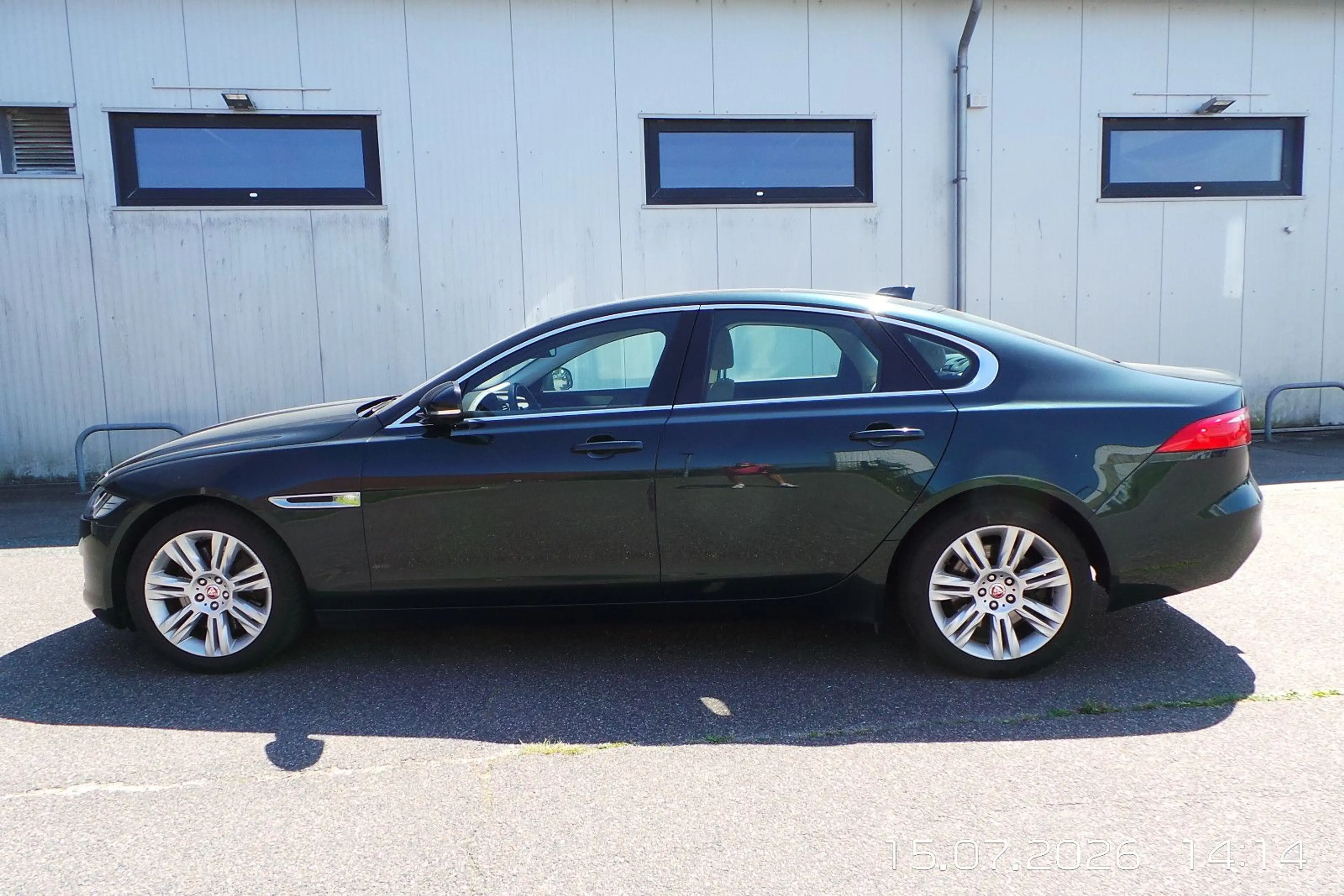 Jaguar XF Portfolio AWD 35t PANO,LED,LEDER,CAM — photo 14
