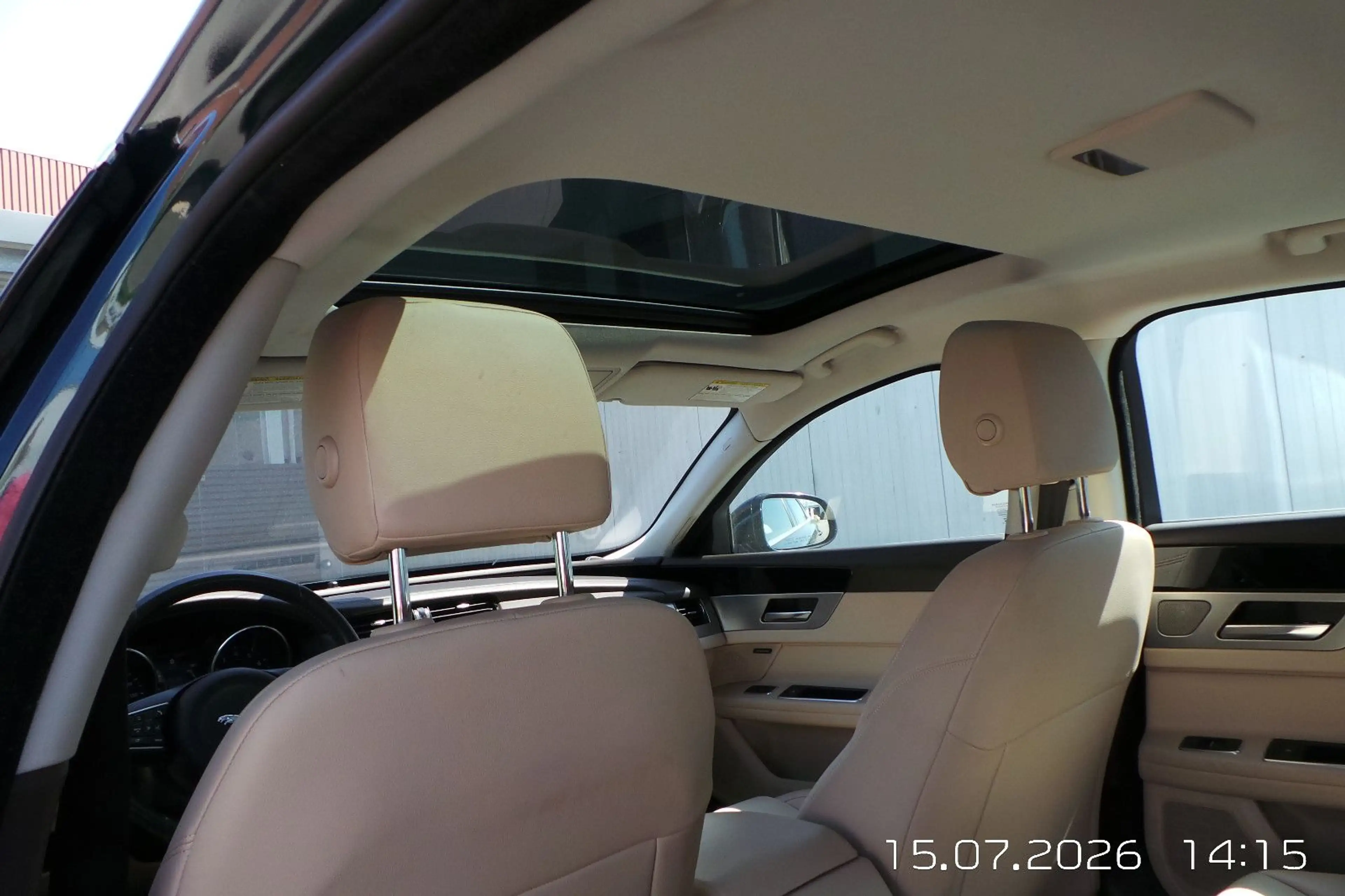 Jaguar XF Portfolio AWD 35t PANO,LED,LEDER,CAM — photo 34