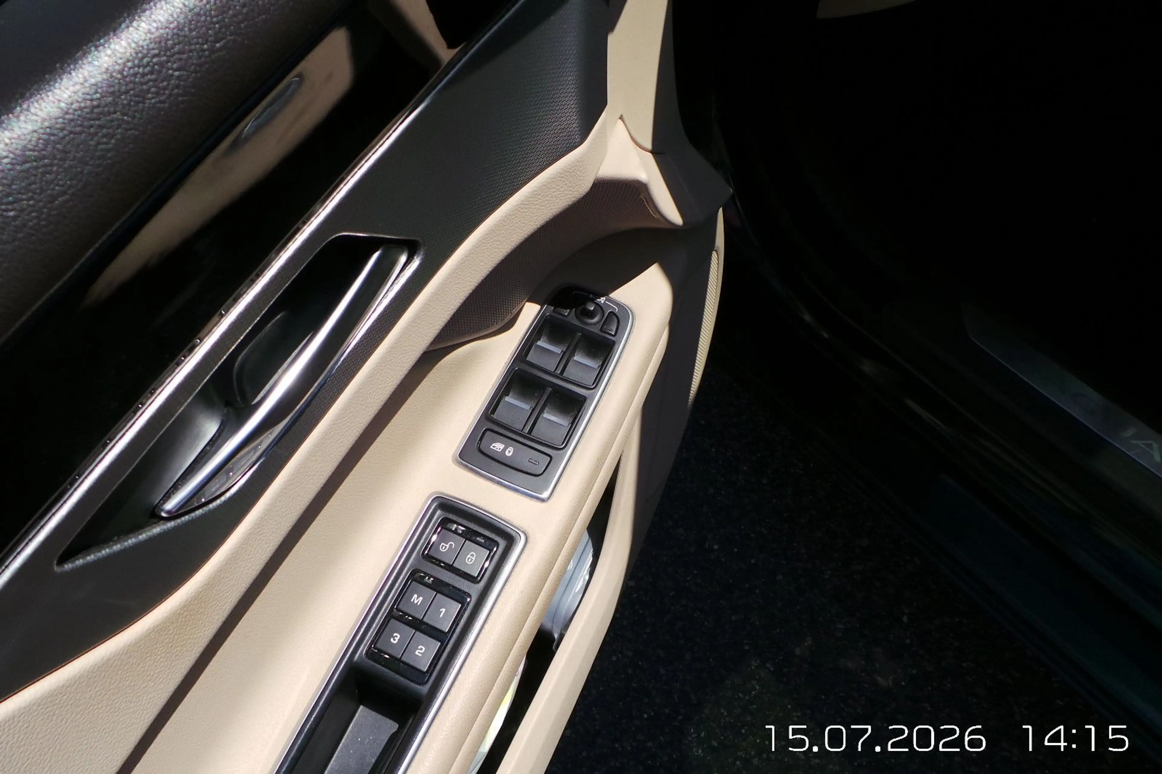 Jaguar XF Portfolio AWD 35t PANO,LED,LEDER,CAM — photo 16