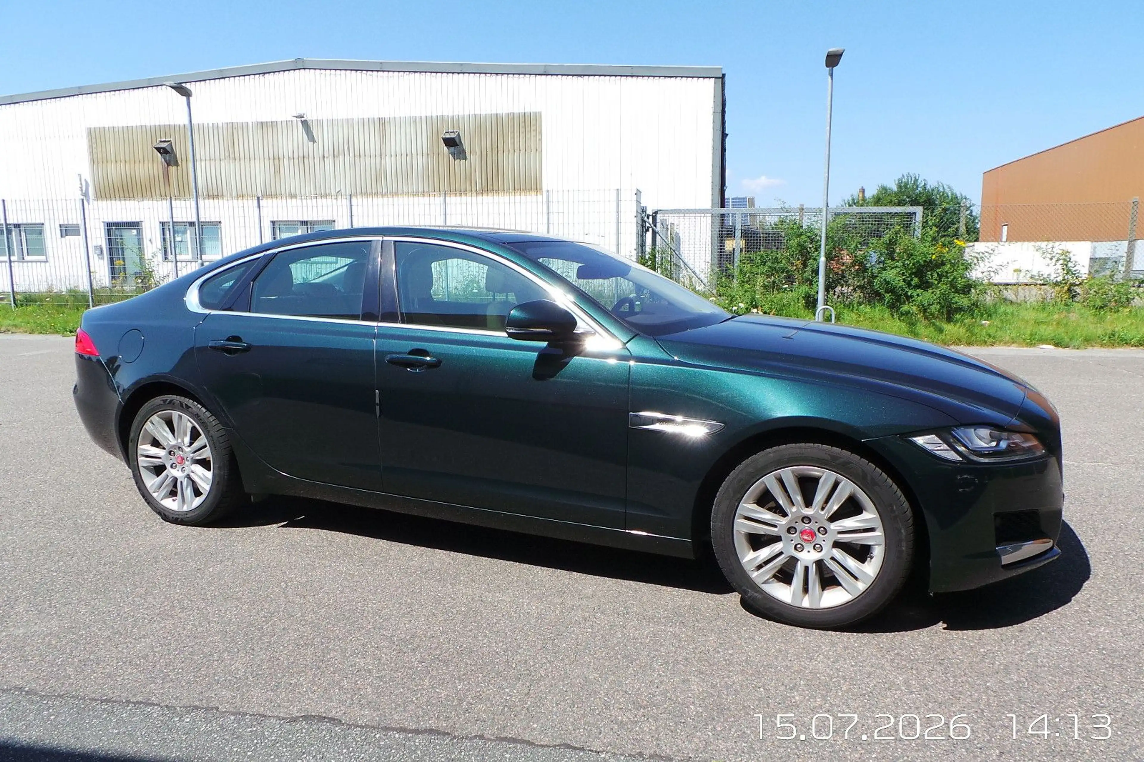Jaguar XF Portfolio AWD 35t PANO,LED,LEDER,CAM — photo 6