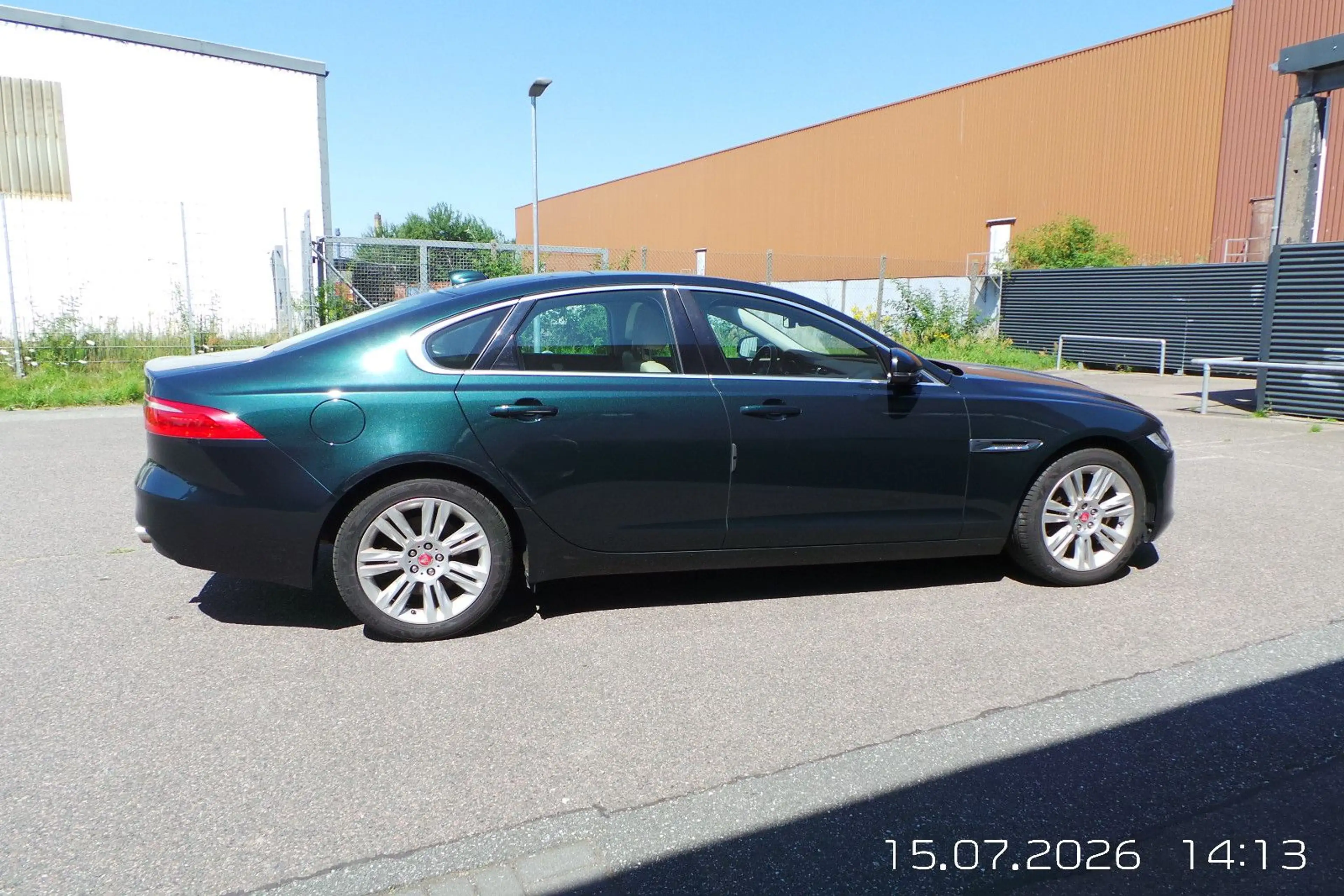 Jaguar XF Portfolio AWD 35t PANO,LED,LEDER,CAM — photo 9