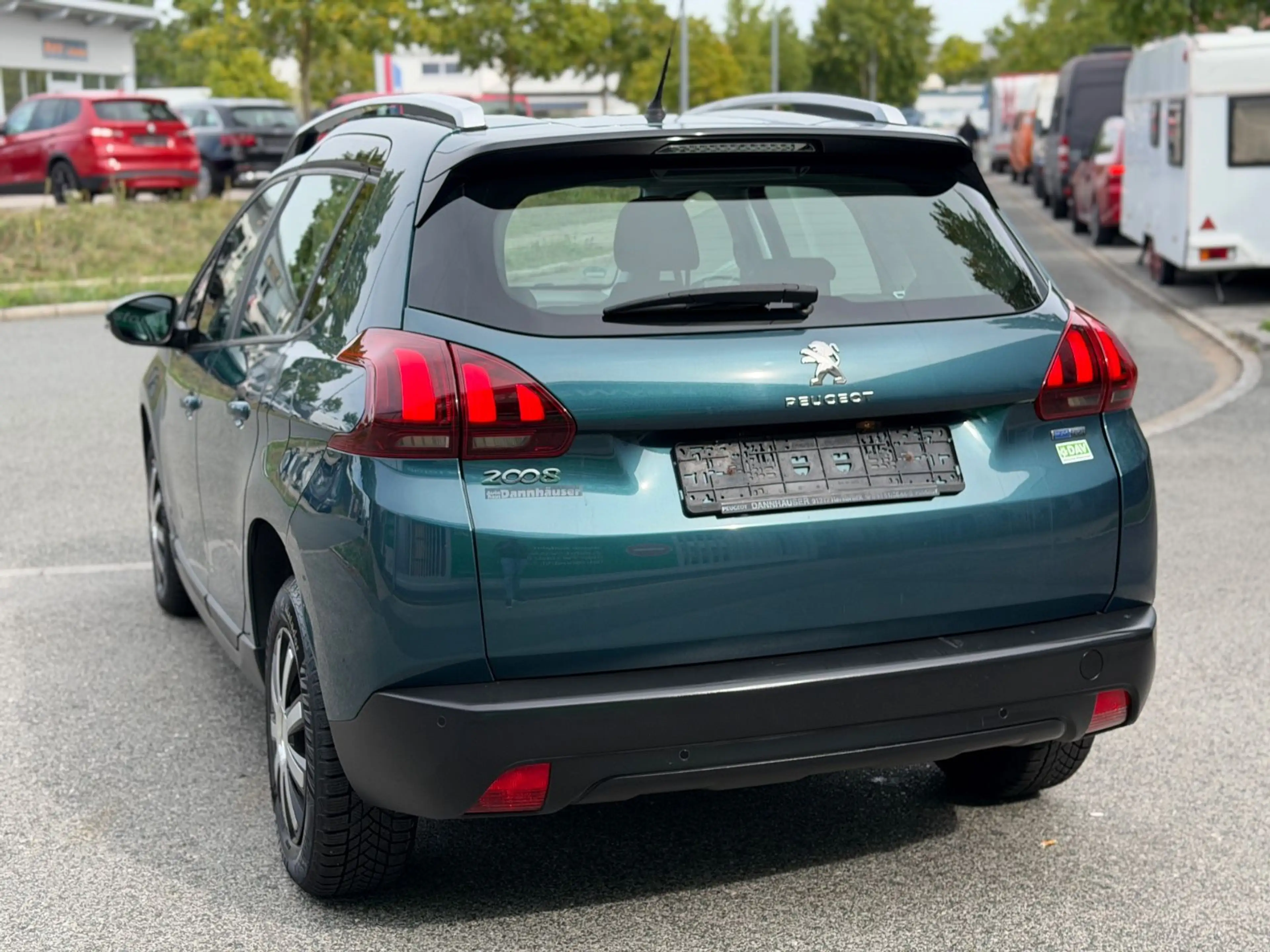 Peugeot 2008 Allure*LED*Automatik*TüvNEU* — photo 7