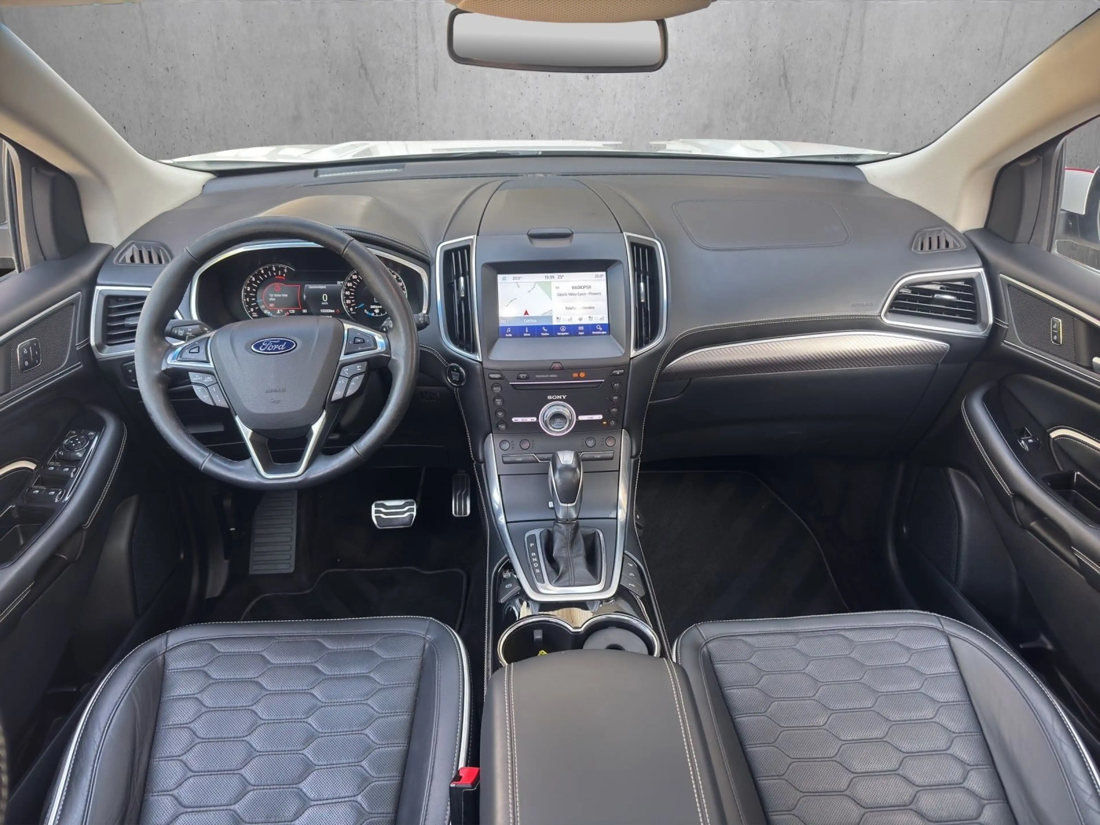 Ford Edge Vignale 4x4 LED+Sitzhzg+Sitzlüftung — photo 11