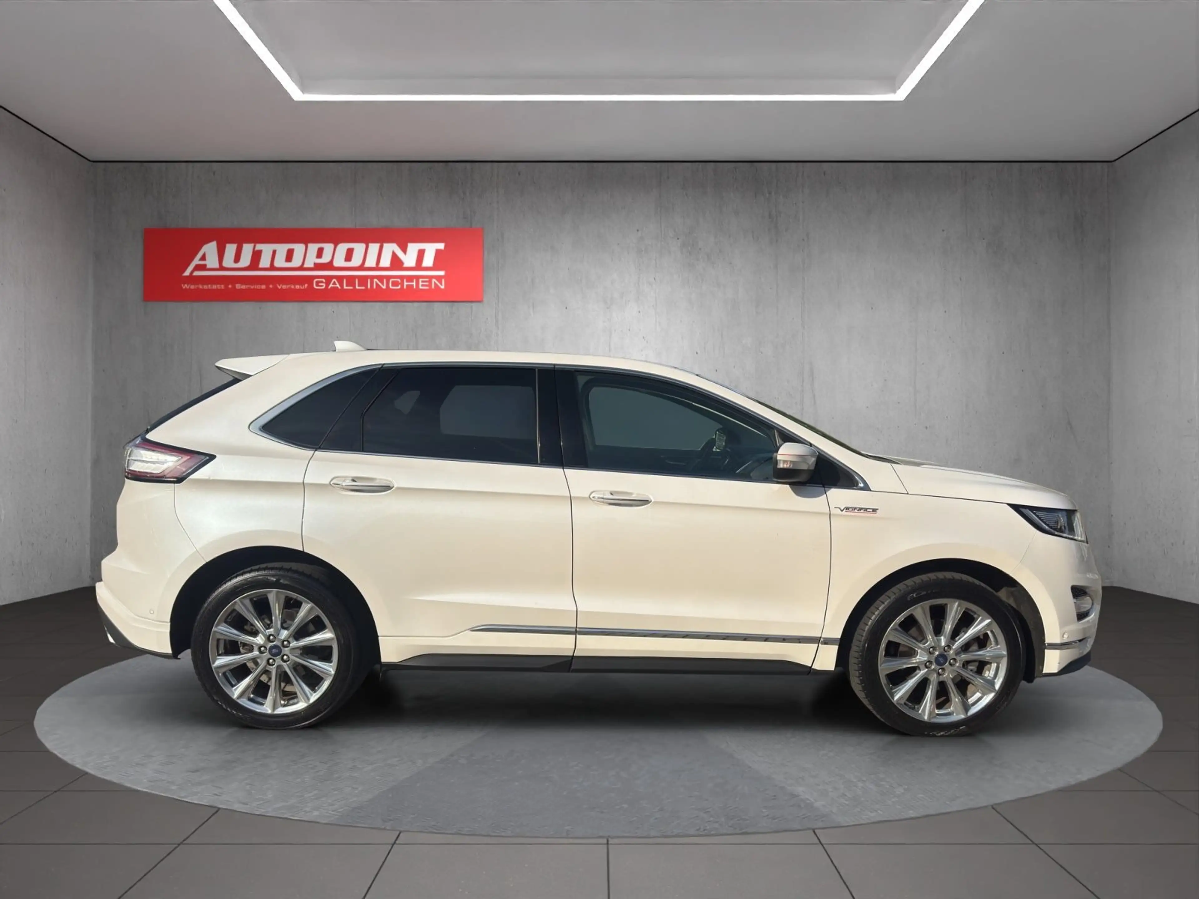 Ford Edge Vignale 4x4 LED+Sitzhzg+Sitzlüftung — photo 2