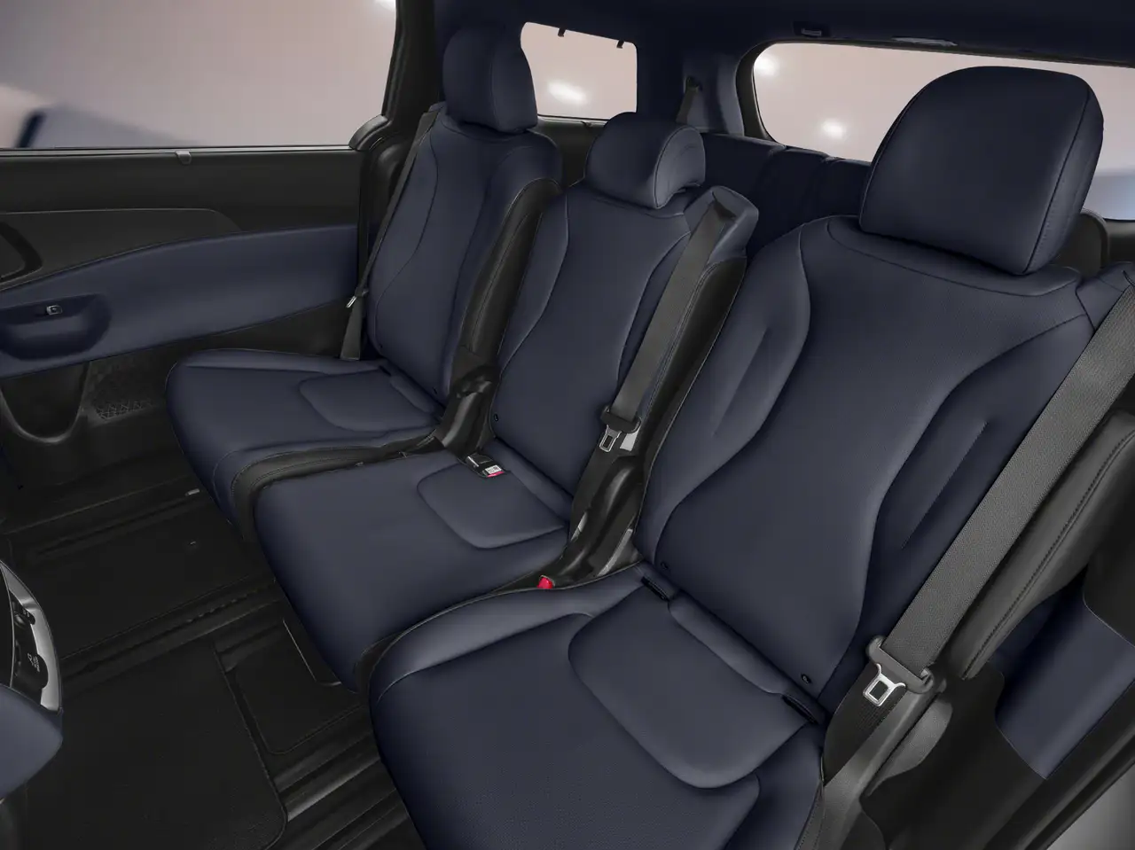 Kia Carnival снимка Kia Carnival