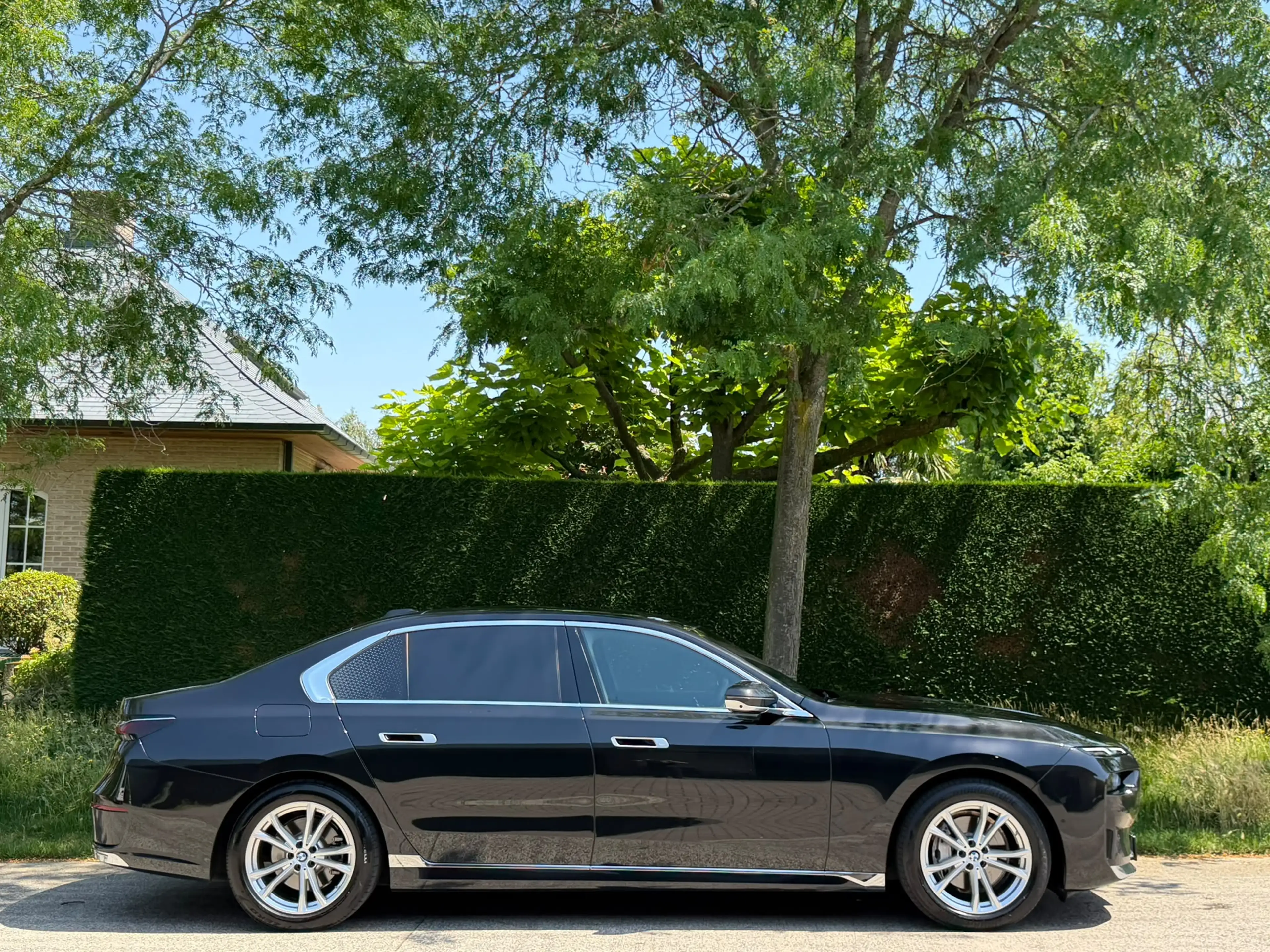 BMW 740 740 dXAS*HUD*B&W*PANO* — photo 5
