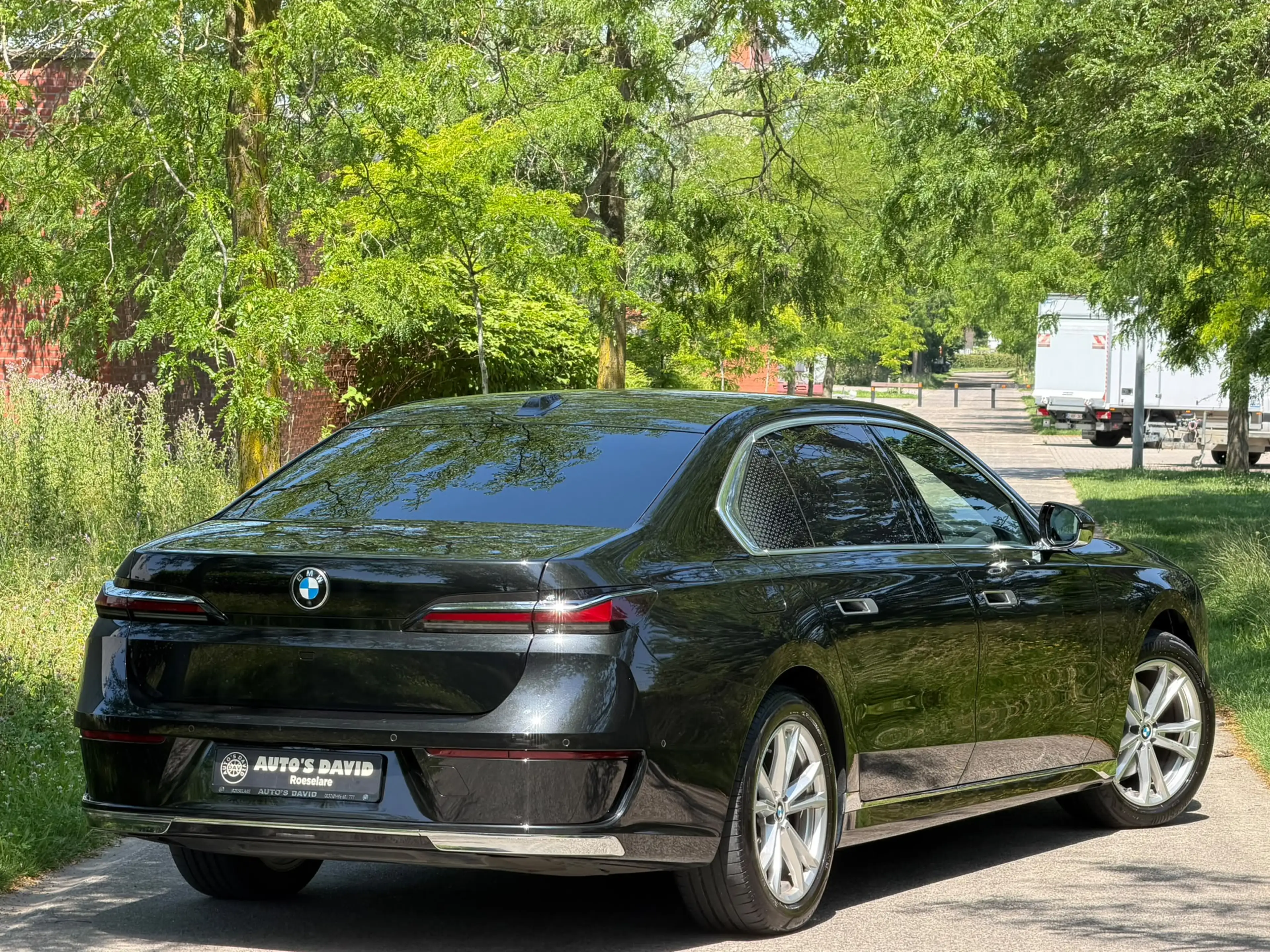 BMW 740 740 dXAS*HUD*B&W*PANO* — photo 2