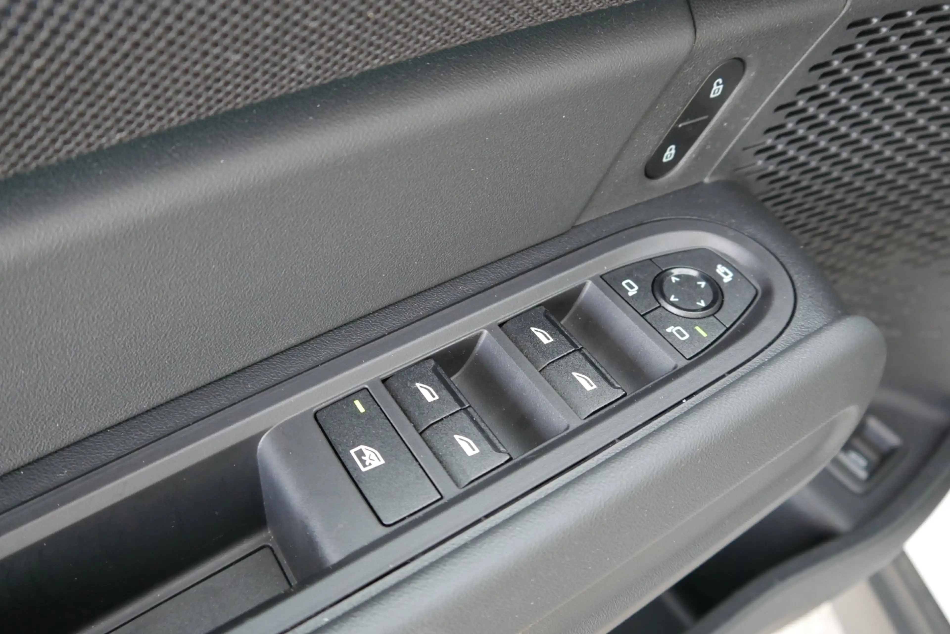 MINI Countryman E *Paket S/HUD/Driving Assistant/LED/Sitzhzg./Classic Trim* — photo 8