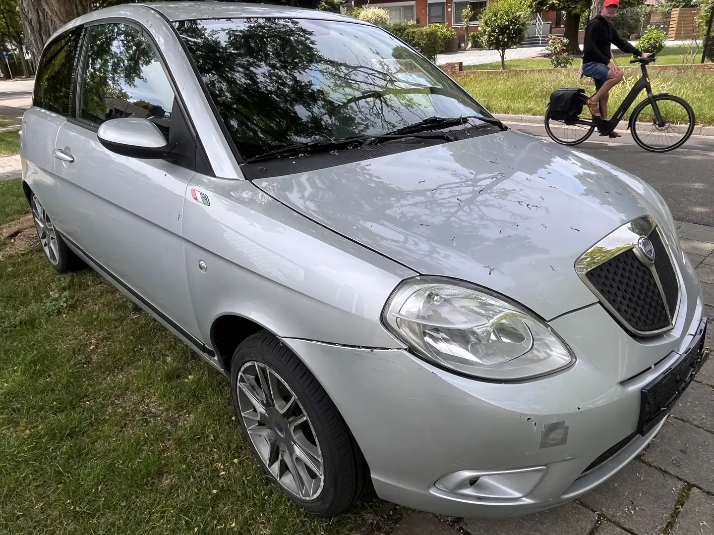 Lancia Ypsilon Y 1.4 16v Platino - 2