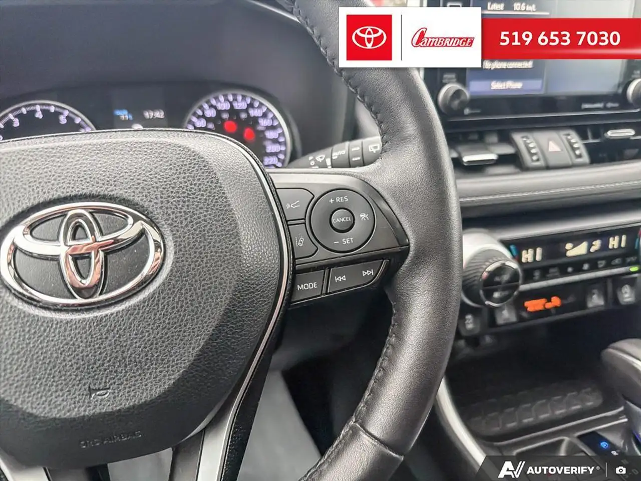 Toyota RAV 4 снимка Toyota RAV 4