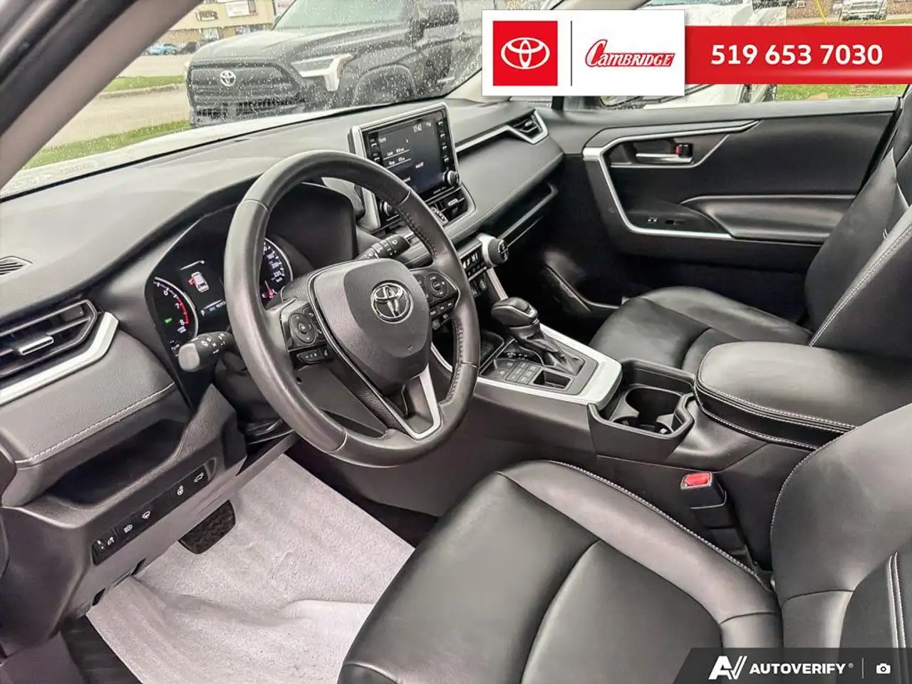 Toyota RAV 4 снимка Toyota RAV 4