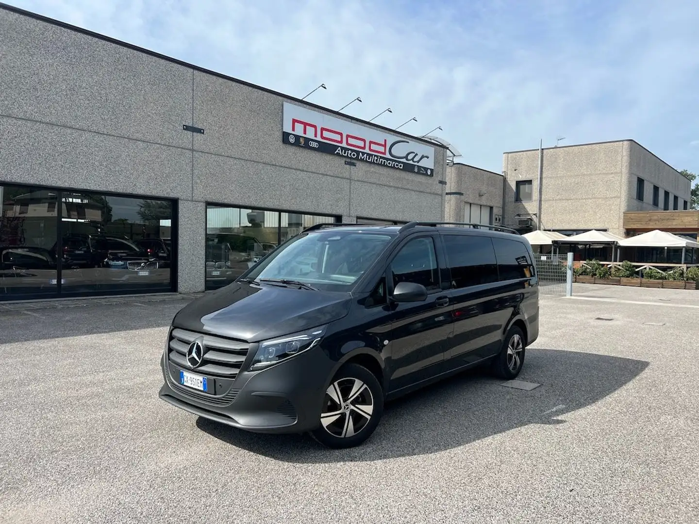Mercedes-Benz Vito Pro 2.0 D 163 CV N1 Autocarro + IVA - 30/12/2024 Nero - 1