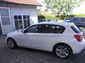 BMW 114 1er (5-Türer) 114i Urban Line Weiß - thumbnail 4