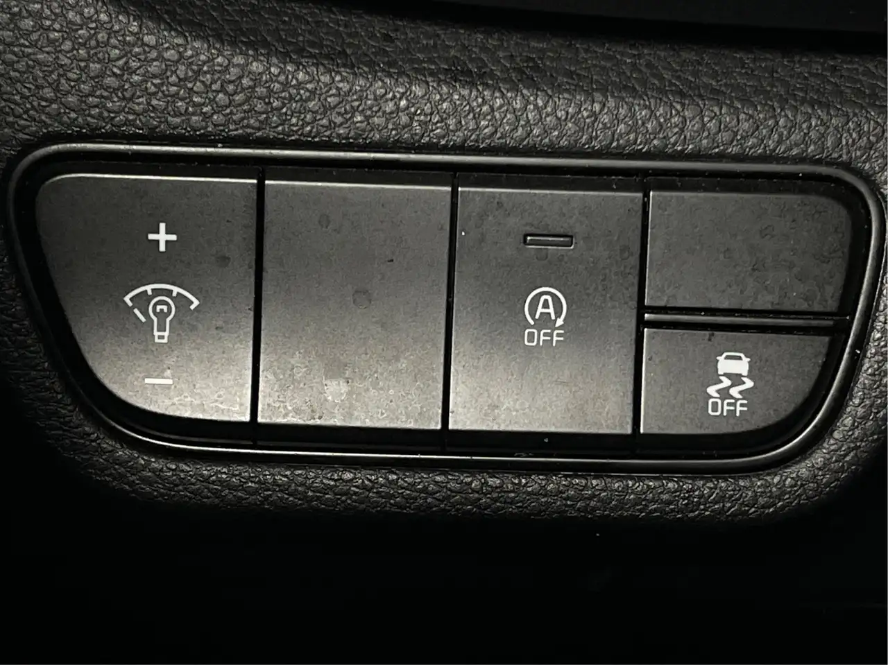 Kia Seltos снимка Kia Seltos
