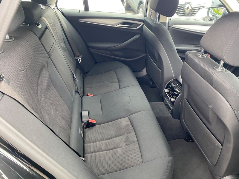 BMW 520 d Touring AHZV schwenkbar — photo 9
