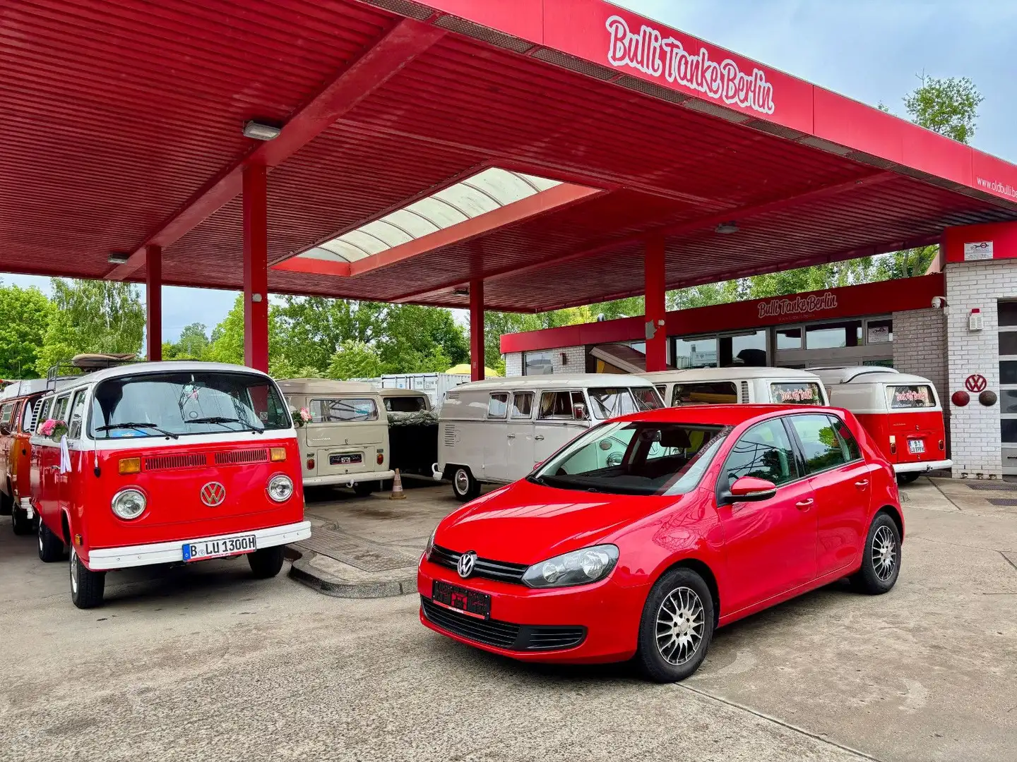 Volkswagen Golf 1.2 TSI Klima TÜV + Service NEU Rot - 1