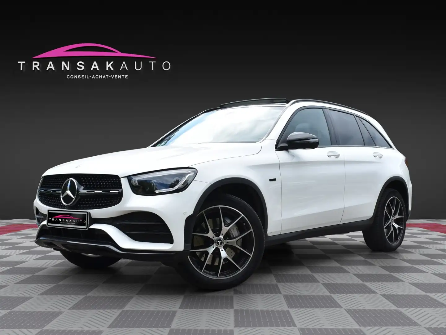 Mercedes-Benz G AMG Line Alb - 1