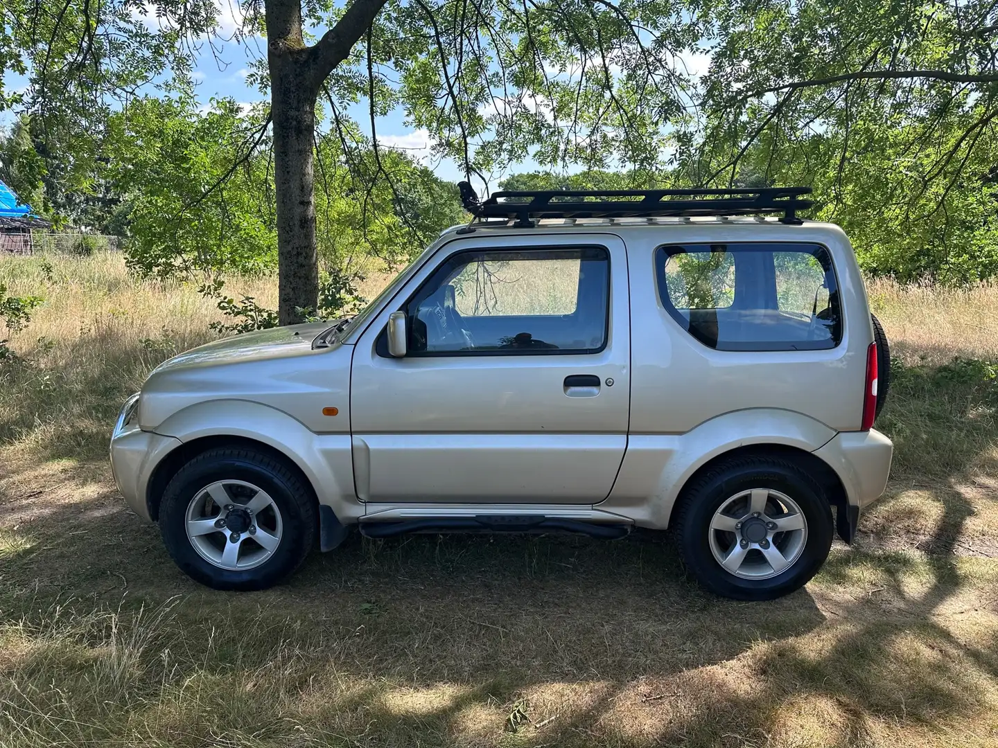 Suzuki Jimny 1.3 Exclusive apk t/m 05-12-2025 Beige - 2