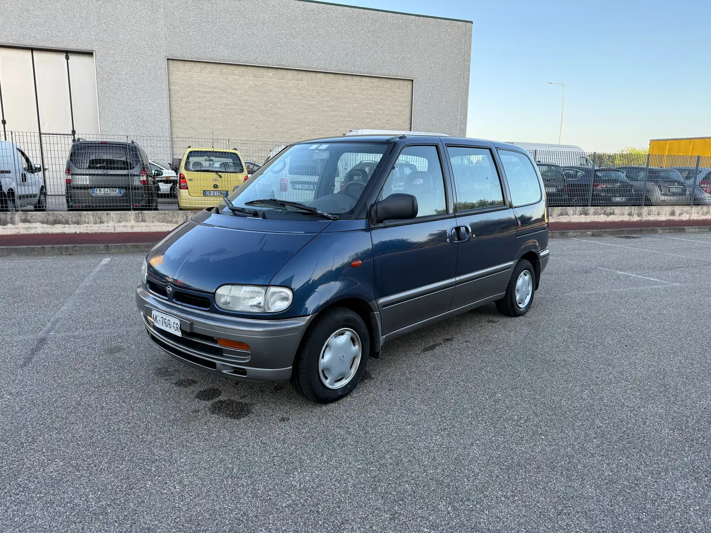 Nissan Serena Serena 2.0 SLX Bleu - 1