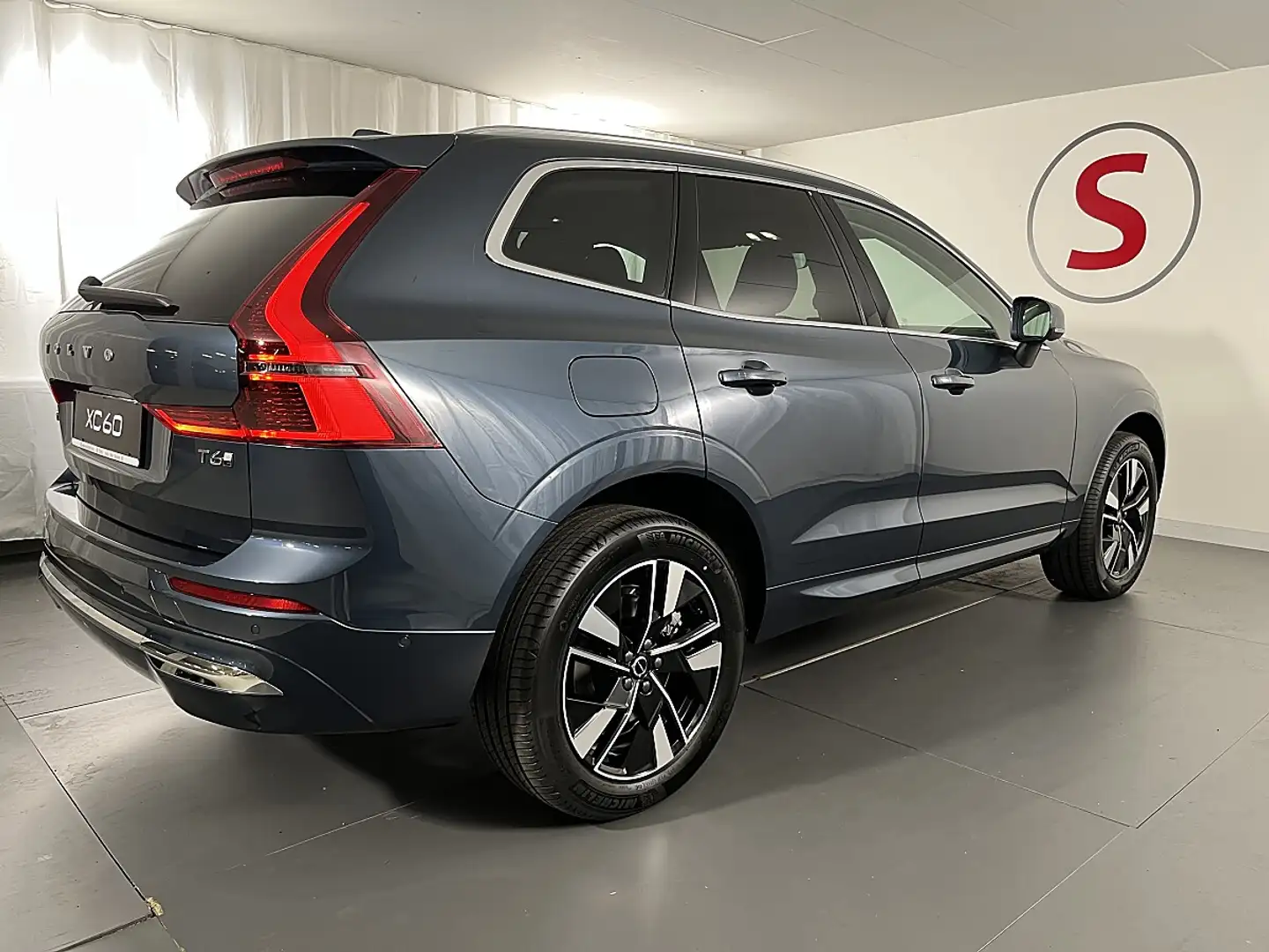Volvo XC60 T6 Plus Bright Aut. | Auto Stahl Wien 23 Blau - 2