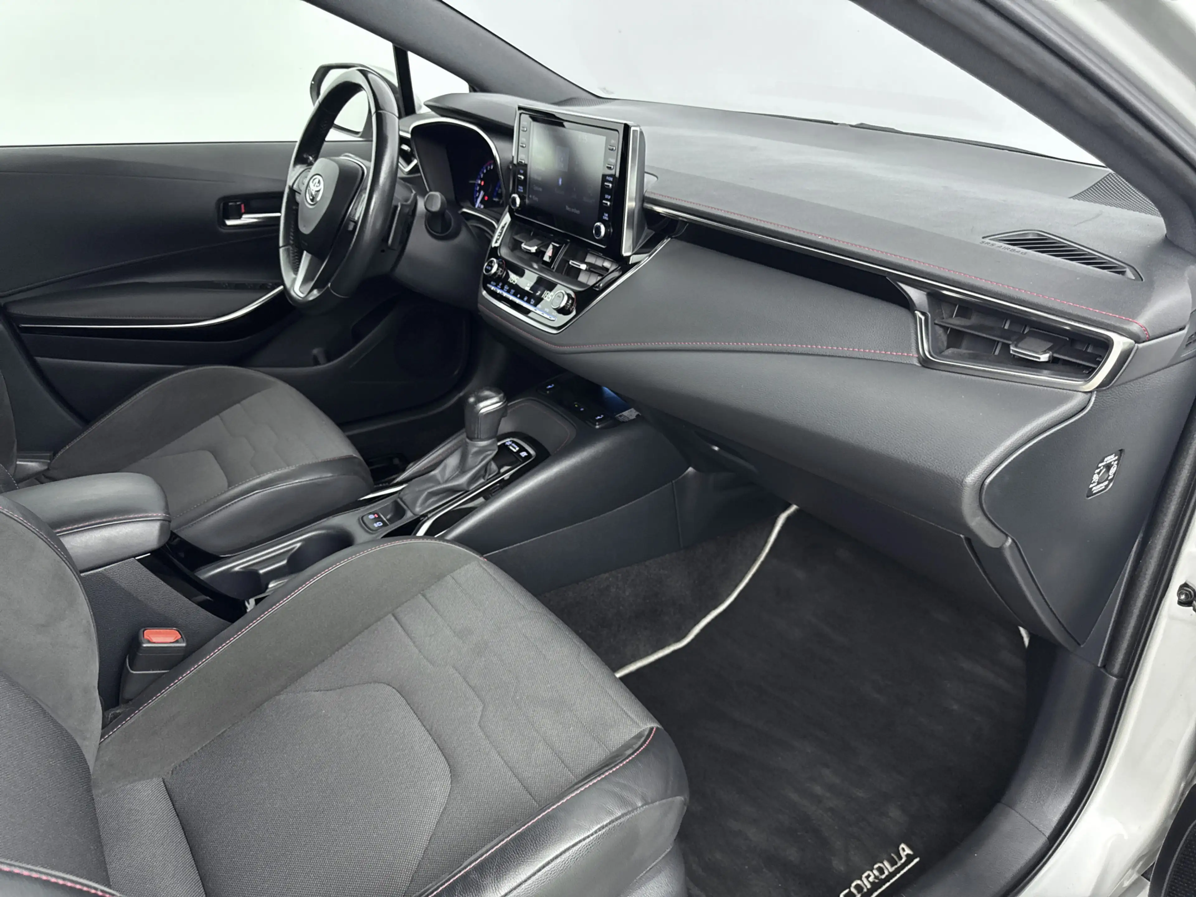 Toyota Corolla Touring Sports 2.0 Hybrid Executive — photo 6