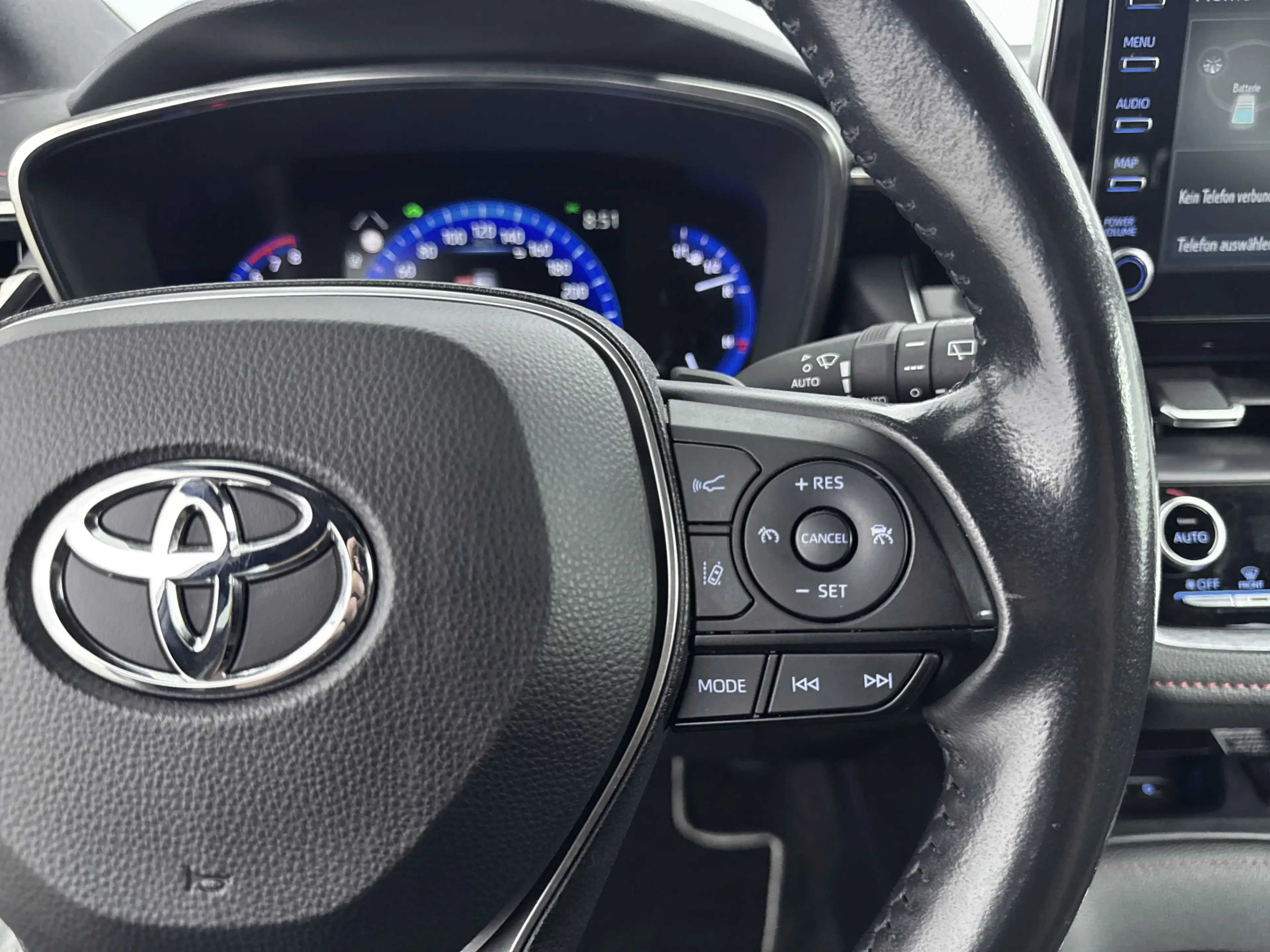 Toyota Corolla Touring Sports 2.0 Hybrid Executive — photo 13