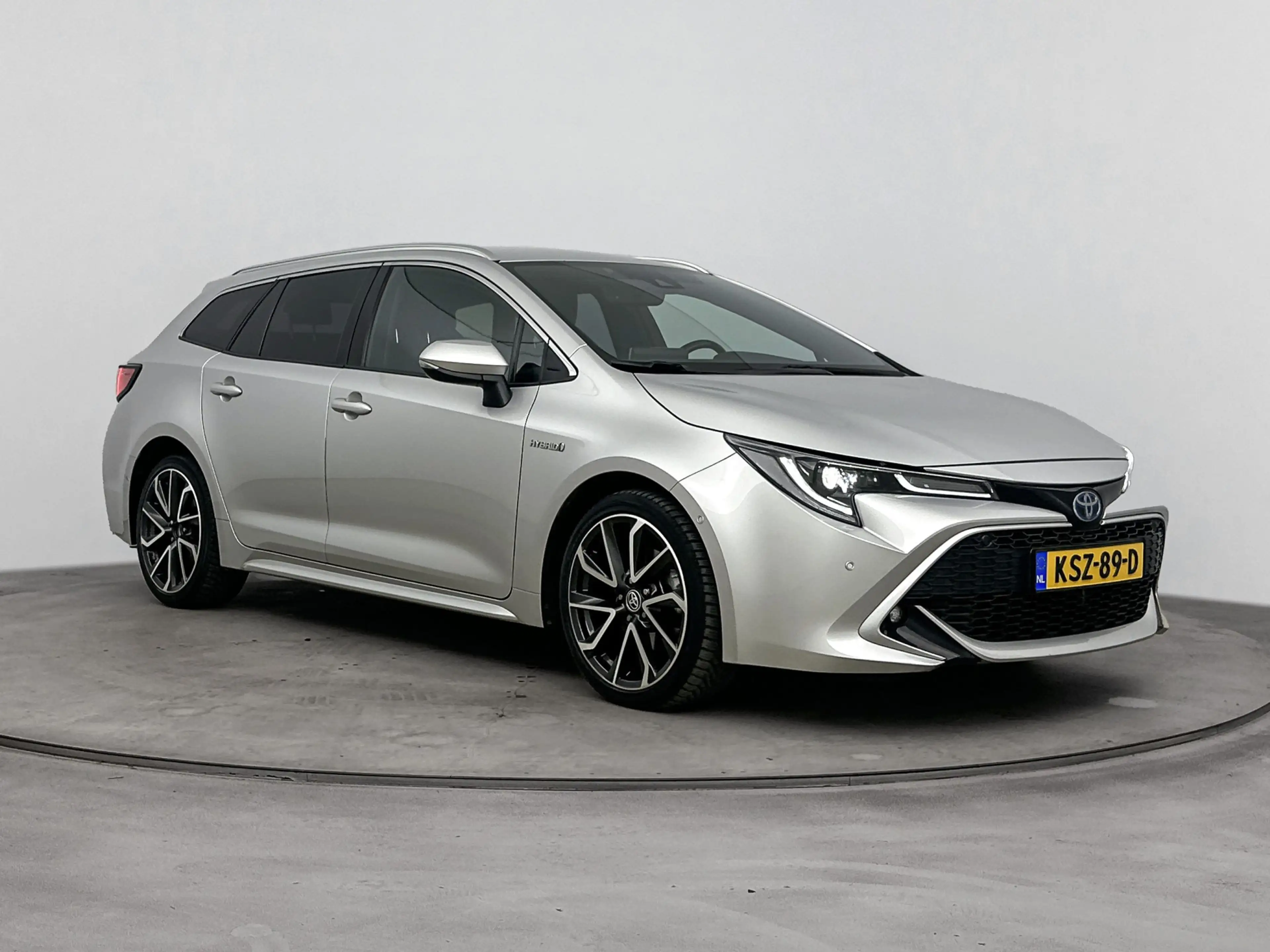 Toyota Corolla Touring Sports 2.0 Hybrid Executive — photo 11