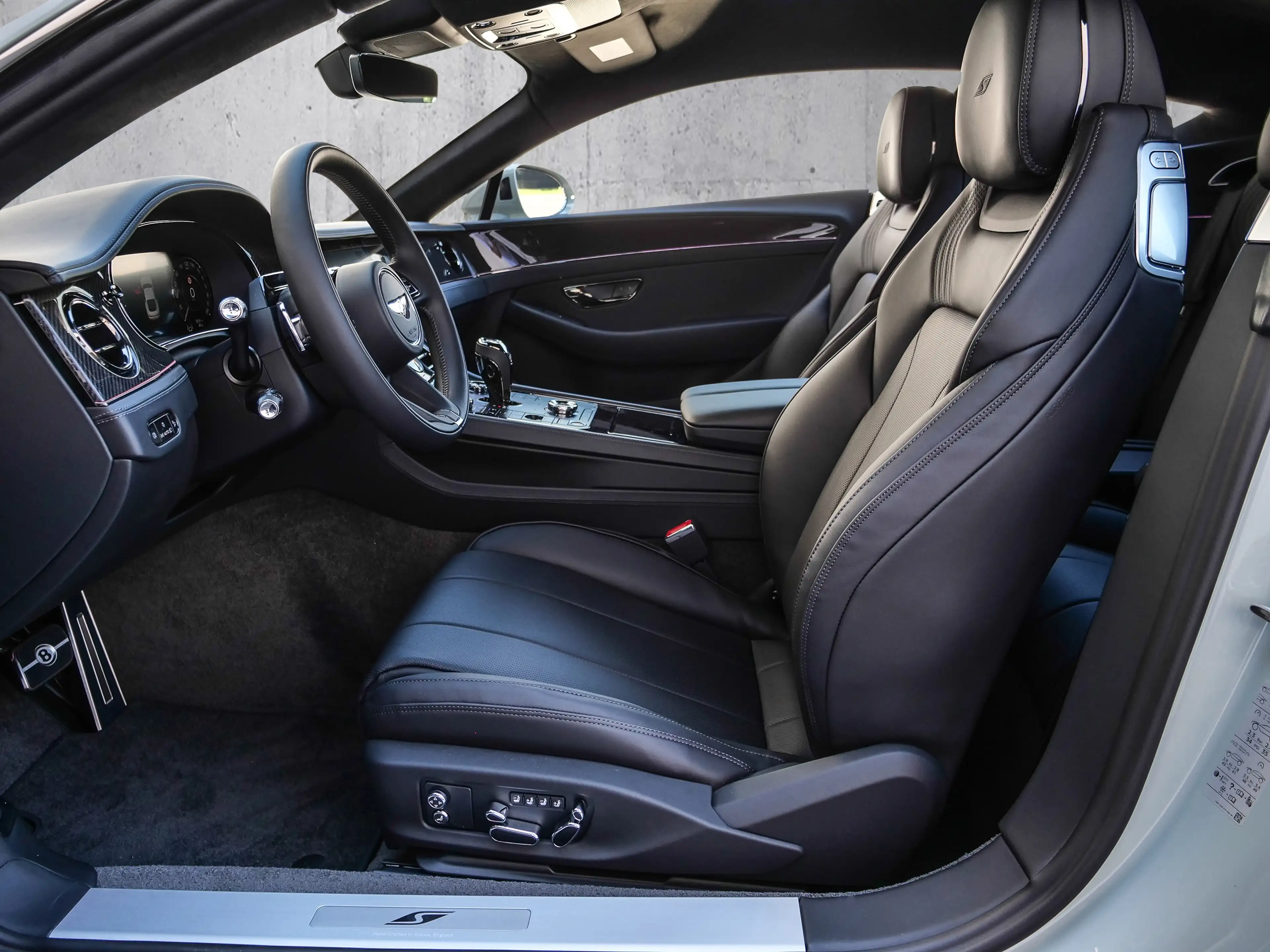 Bentley Continental GT S Bang & Olufsen, Rotating Display — photo 8