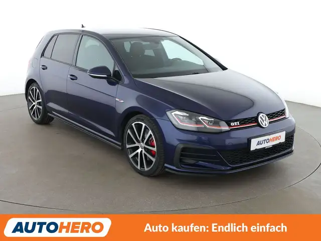 Volkswagen Golf view 8