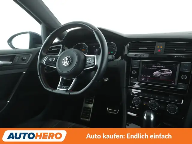 Volkswagen Golf view 13