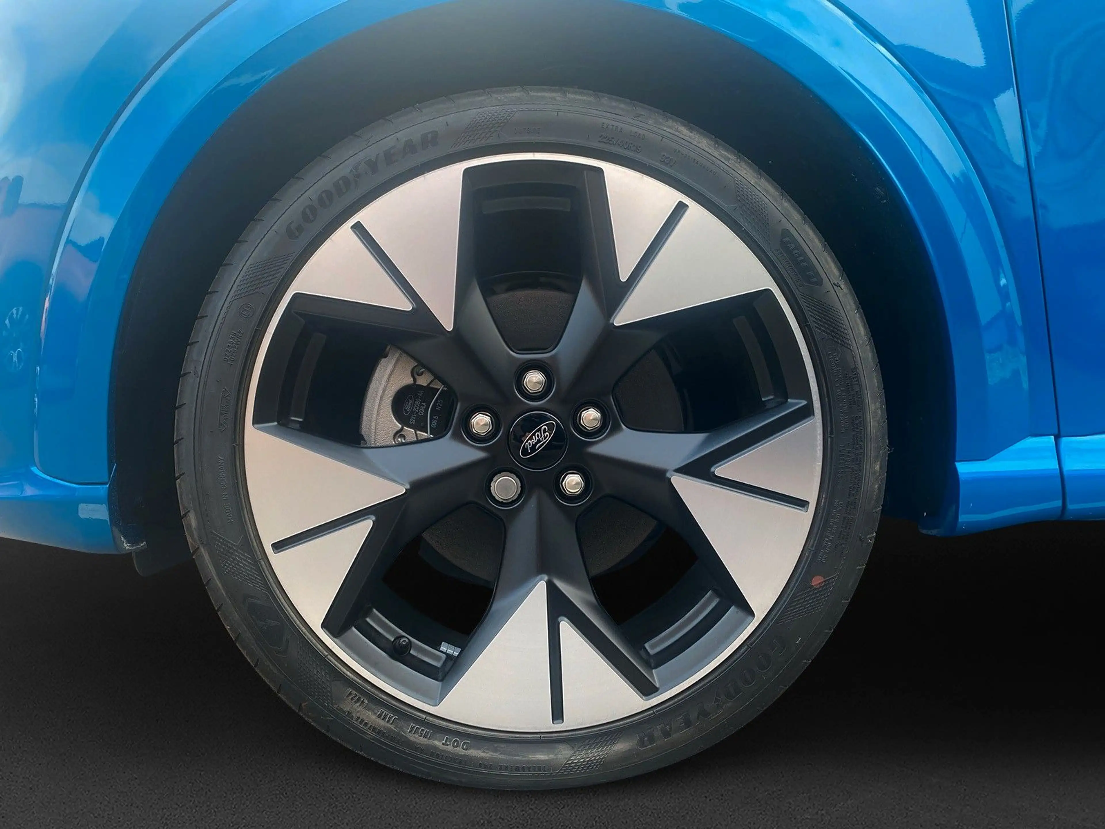 Ford Puma Gen-E 124 kW Premium FWD — photo 7