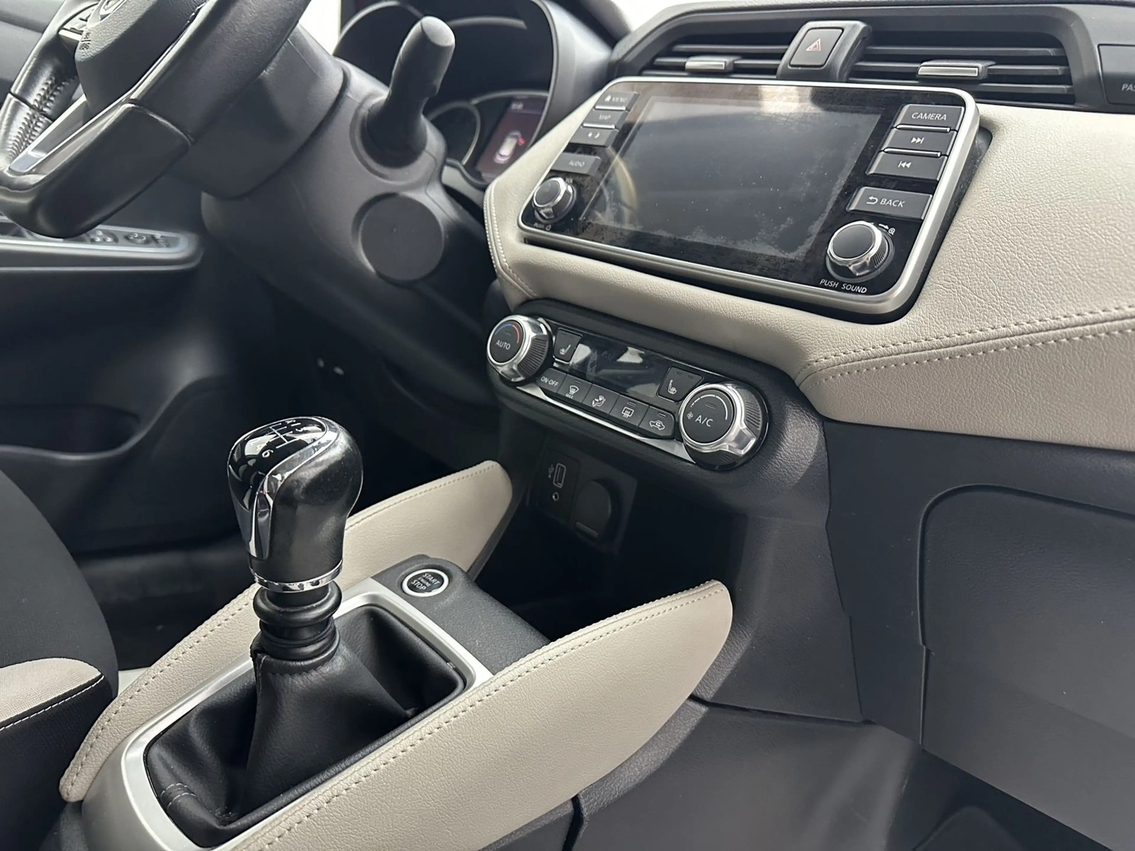 Nissan Micra Tekna "NAVI-CAM-SITZH-TEMPO-MULTI-ALU" — photo 10