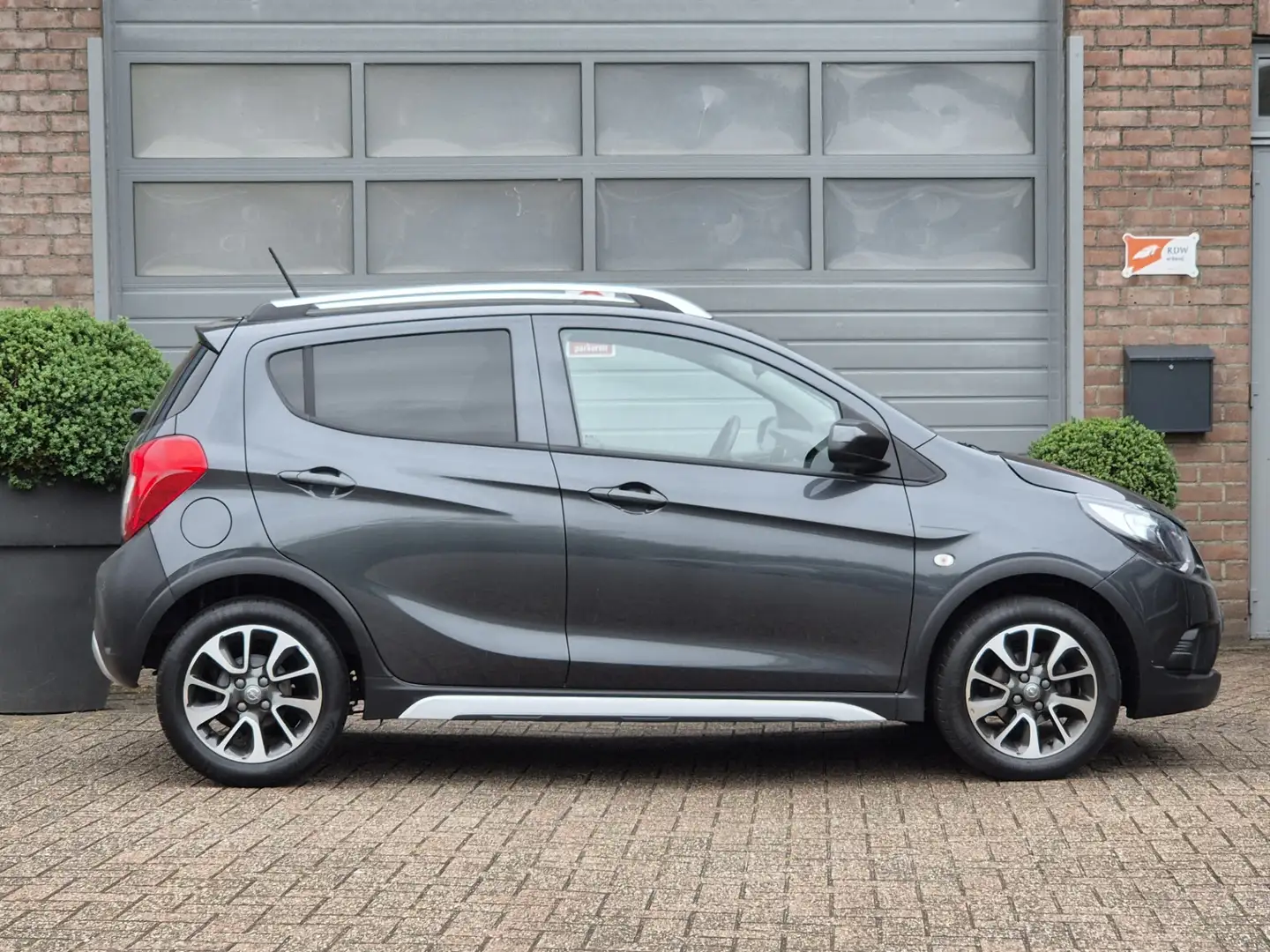 Opel Karl 1.0 Rocks, Stoel verwarming / Incl Winterset velg Gris - 2