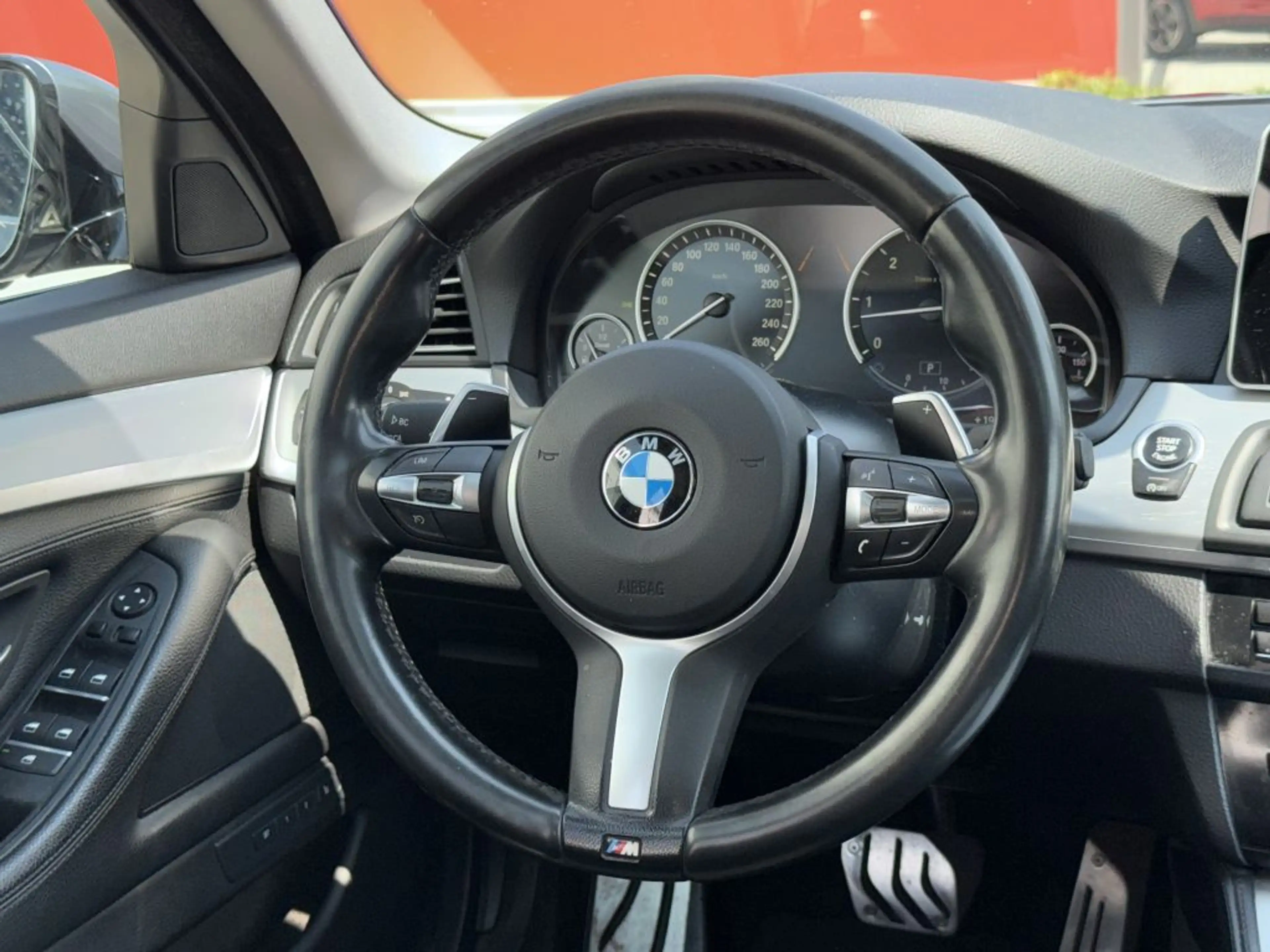 BMW 530 530d xDrive Touring Luxury Line Pano,HUD,TÜV neu — photo 13
