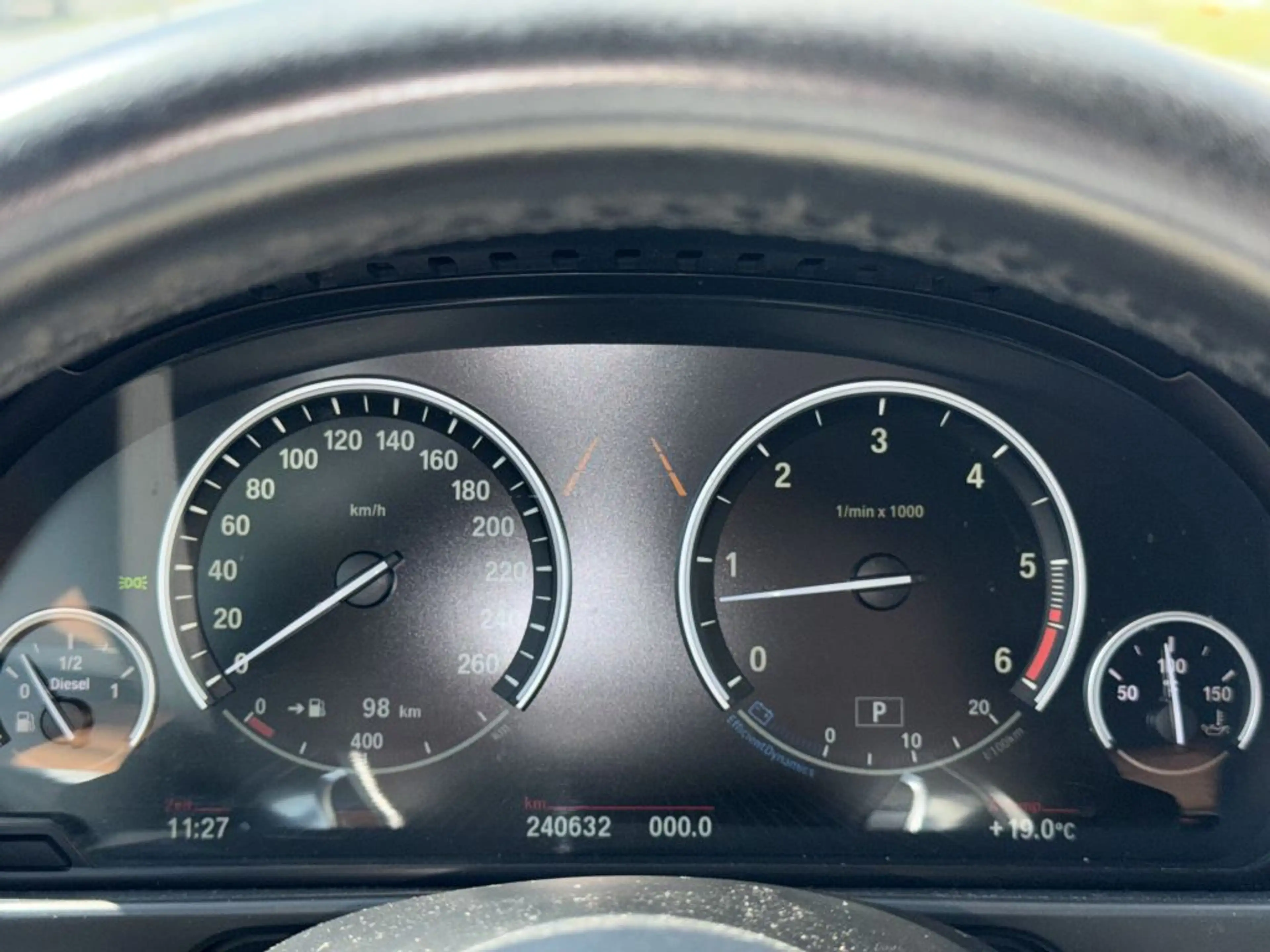 BMW 530 530d xDrive Touring Luxury Line Pano,HUD,TÜV neu — photo 14