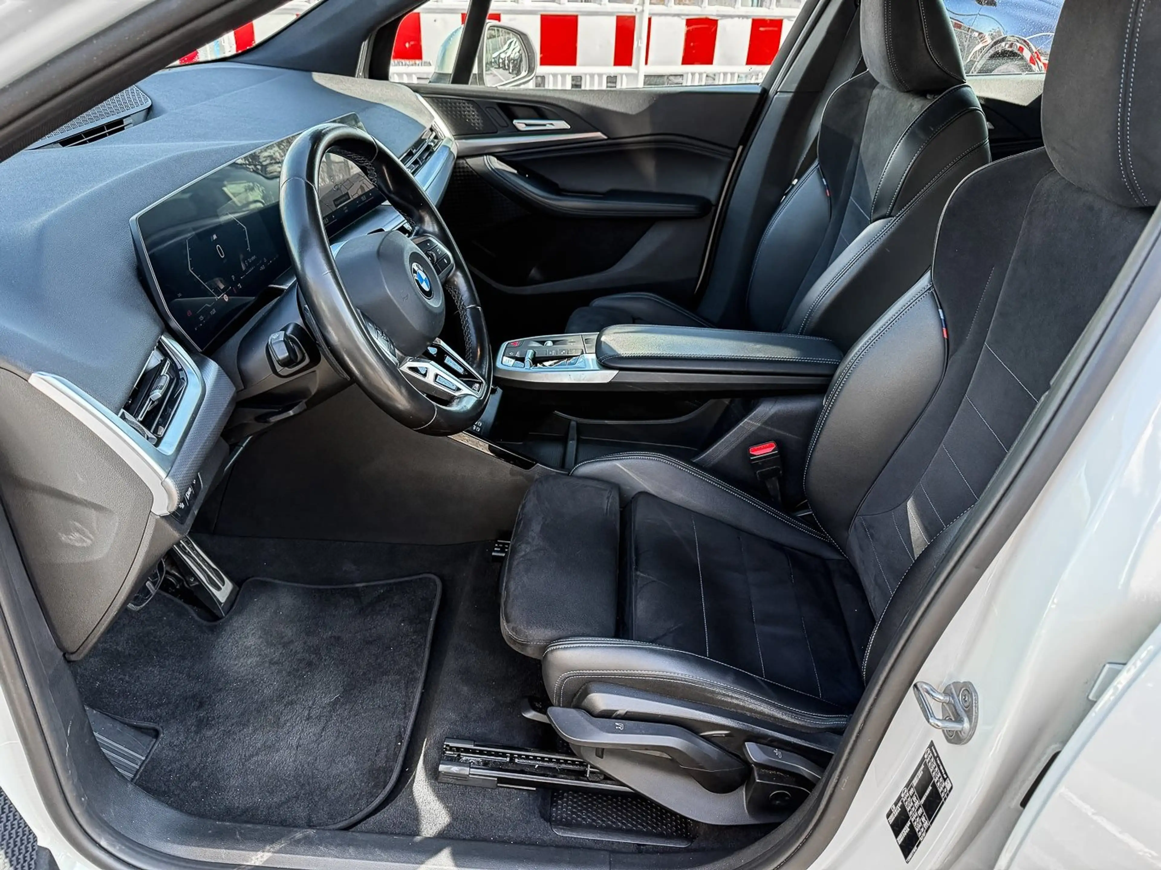 BMW 216 i PANO+RFK+LED+PDC+V+H — photo 15