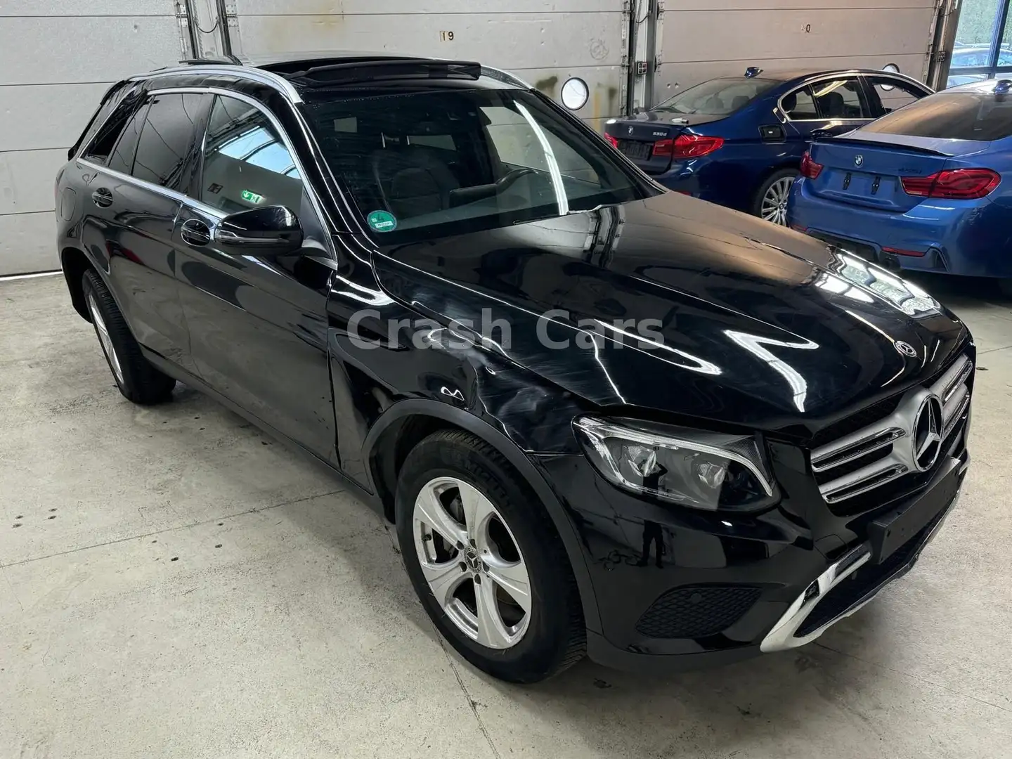 Mercedes-Benz GLC 220 d 9G-Tr. 4MATIC Exklusive*LED*Panorama* Noir - 1