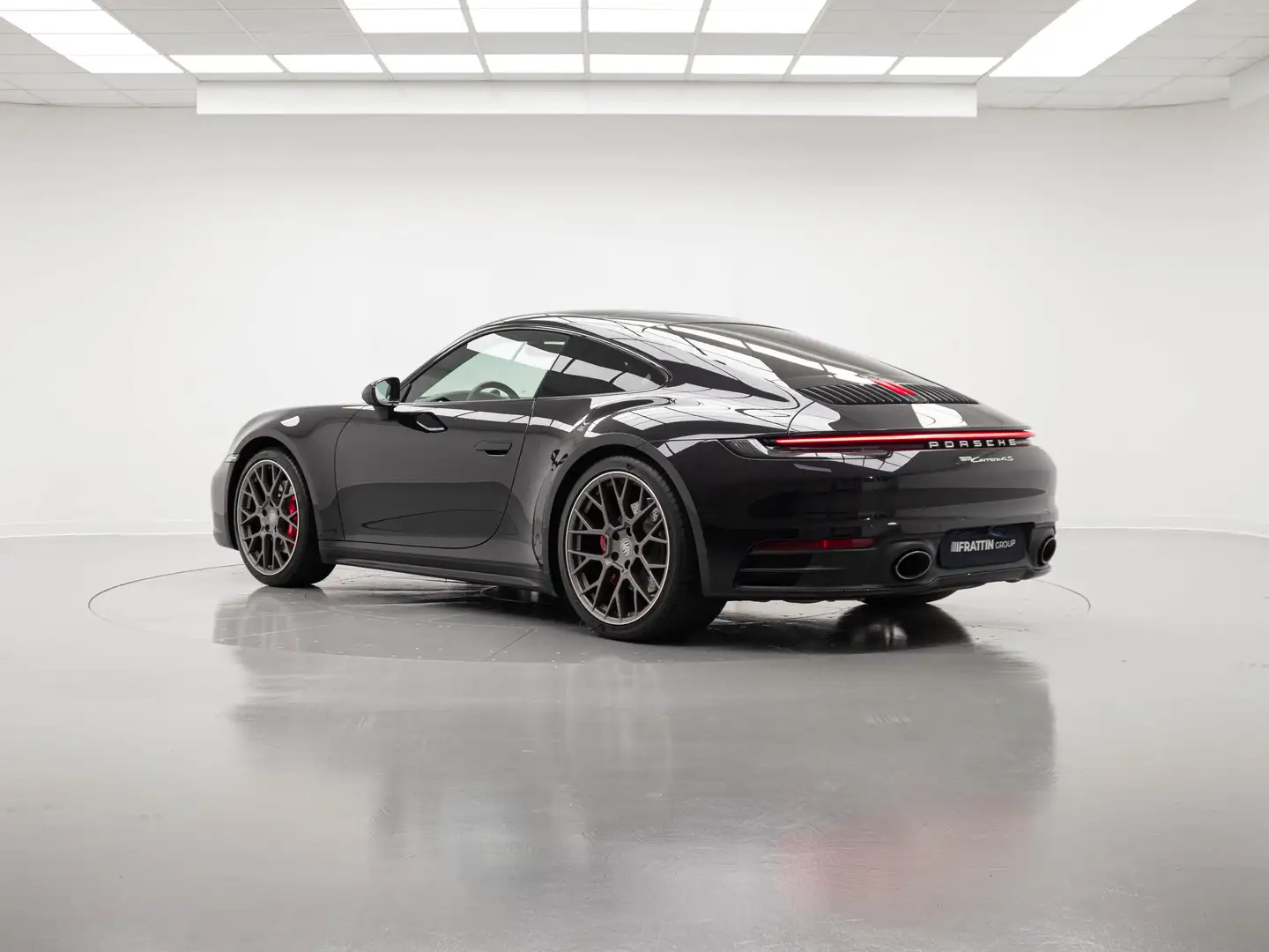 Porsche 992 Carrera 4S Nero - 2