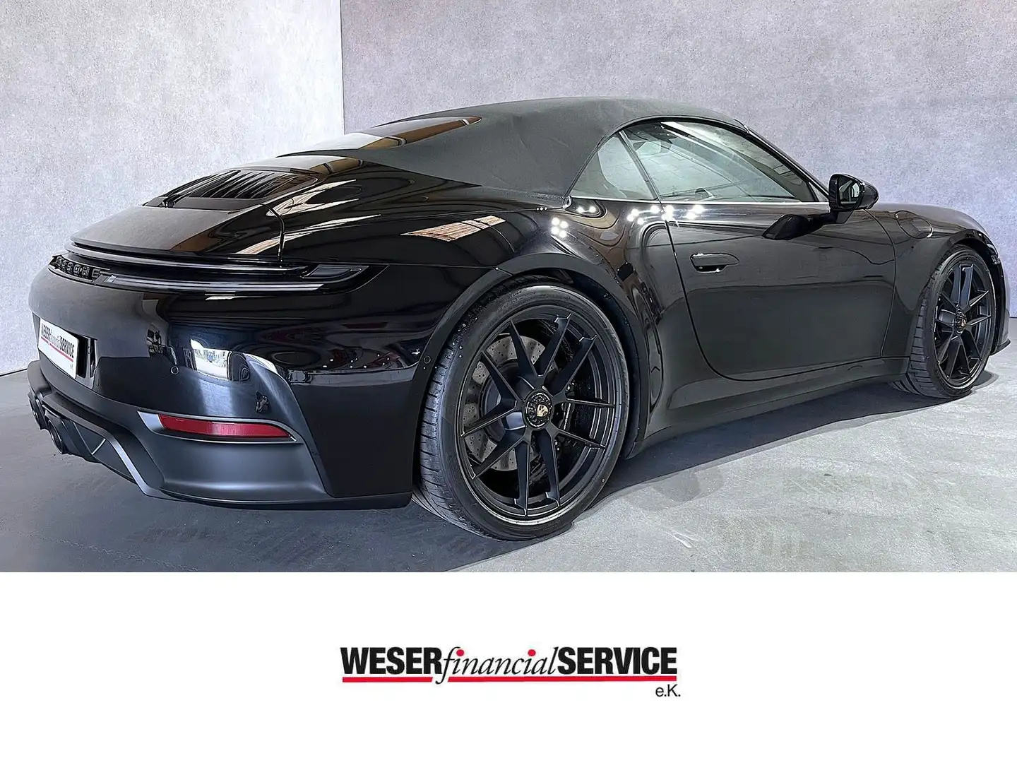 Porsche 992 .2 4GTS Cabrio*Lift*Inno*Matrix+Black*18Wege Schwarz - 2