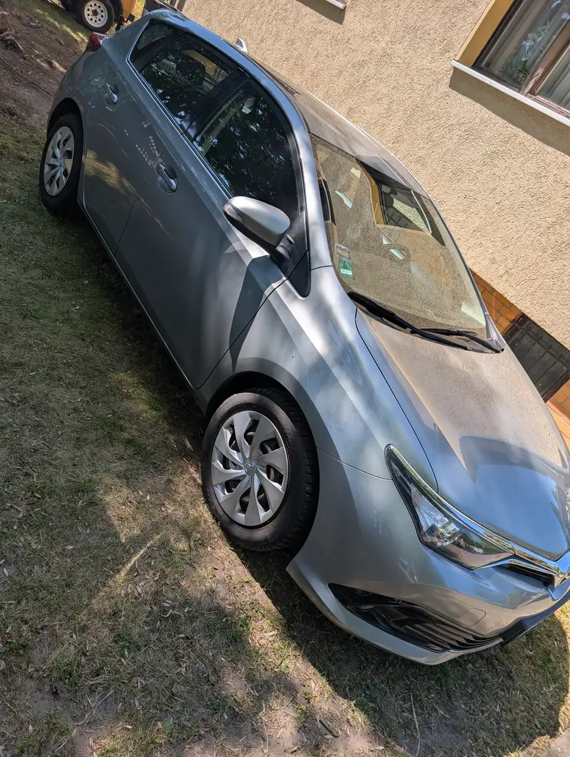 Toyota Auris Auris 1.2 Turbo Comfort Grau - 2